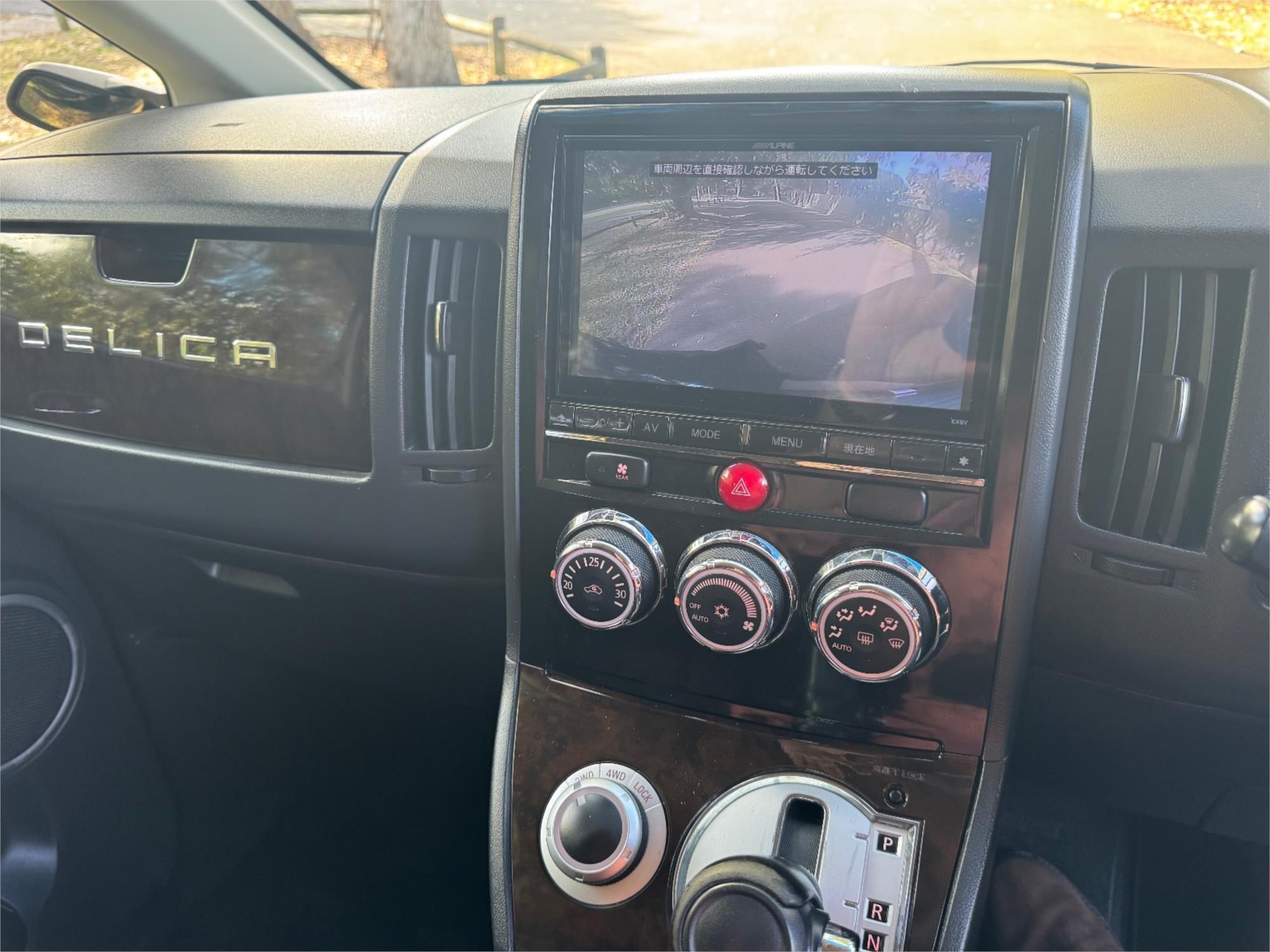 2017 MITSUBISHI DELICA AUTOMATIC WAGON