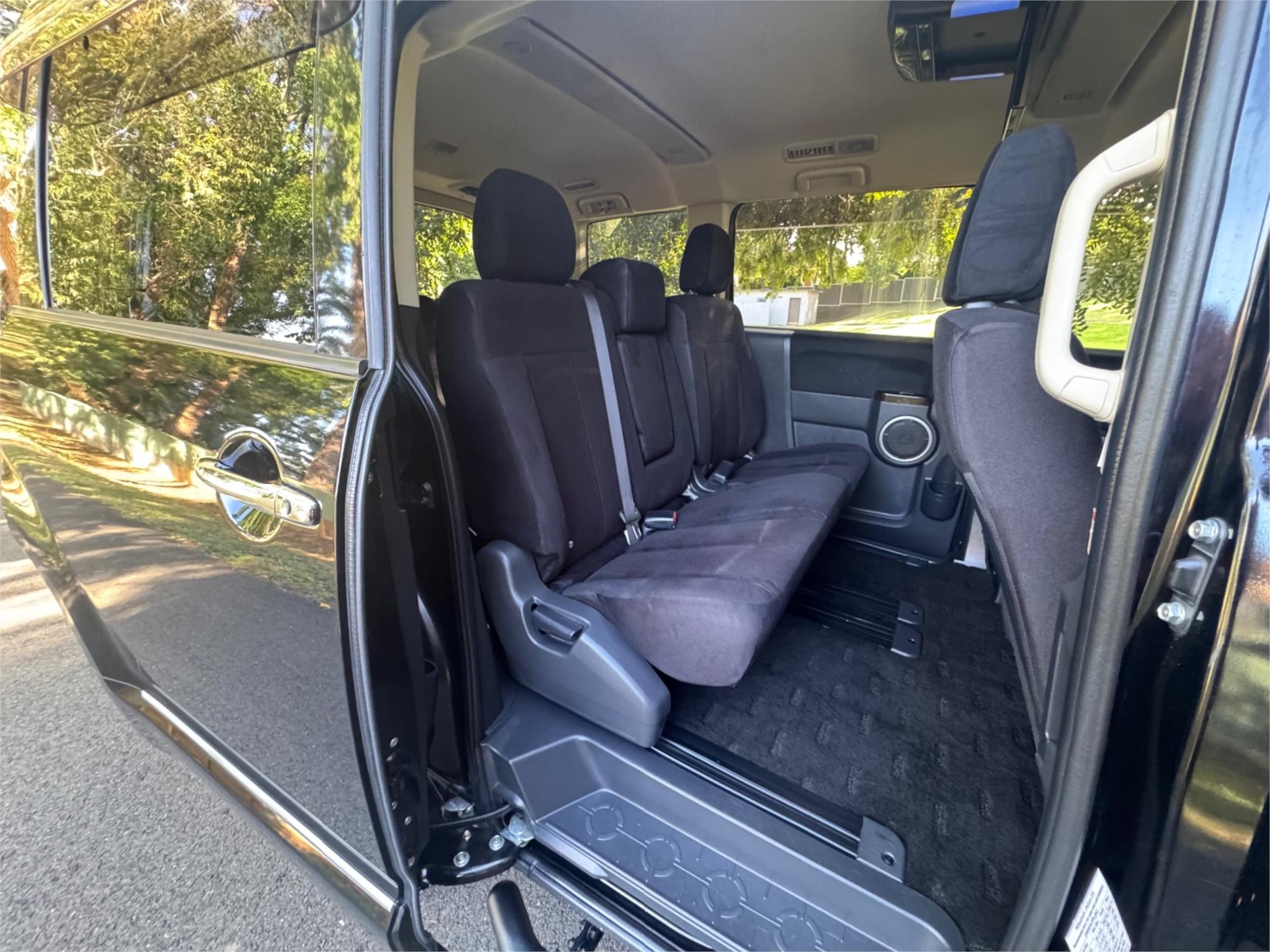 2017 MITSUBISHI DELICA AUTOMATIC WAGON