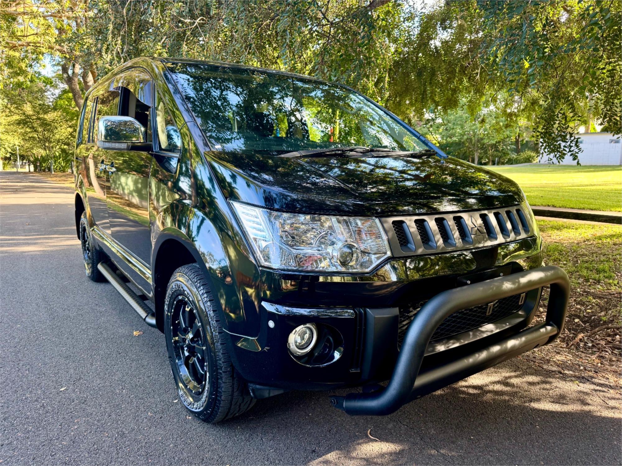2017 MITSUBISHI DELICA AUTOMATIC WAGON