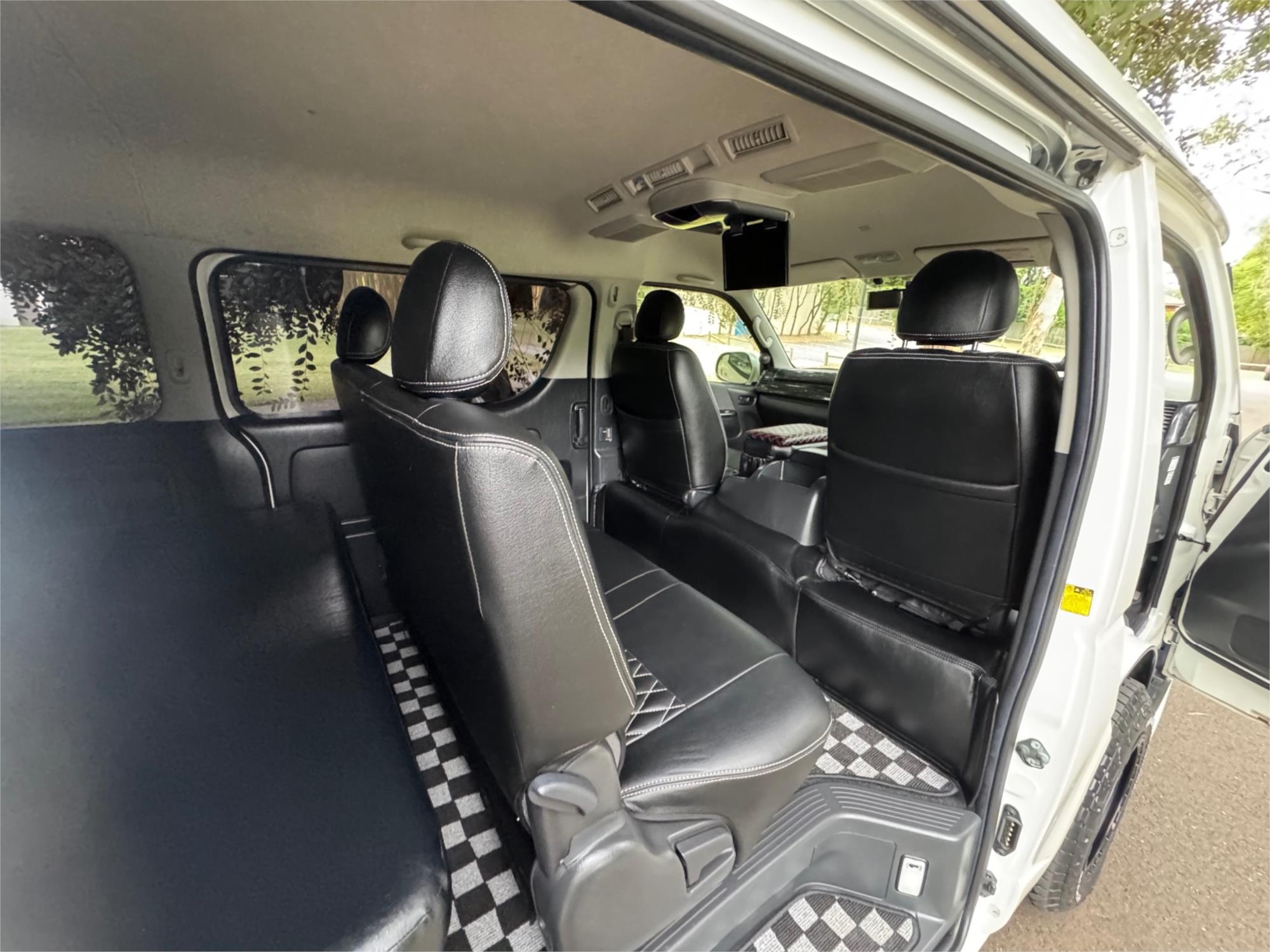 2010 TOYOTA HIACE TRH216 AUTOMATIC VAN