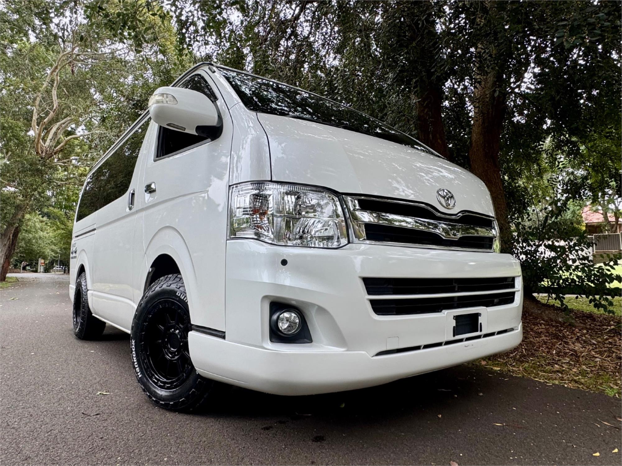 2010 TOYOTA HIACE TRH216 AUTOMATIC VAN