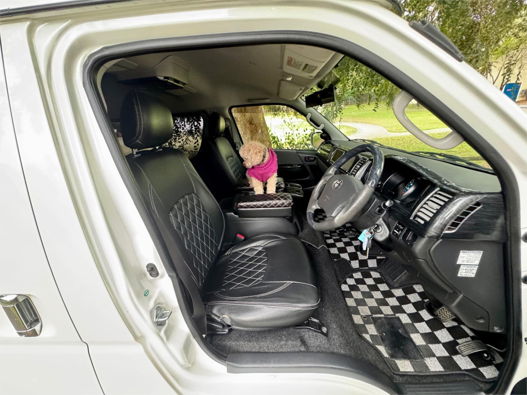 2010 TOYOTA HIACE TRH216 AUTOMATIC VAN