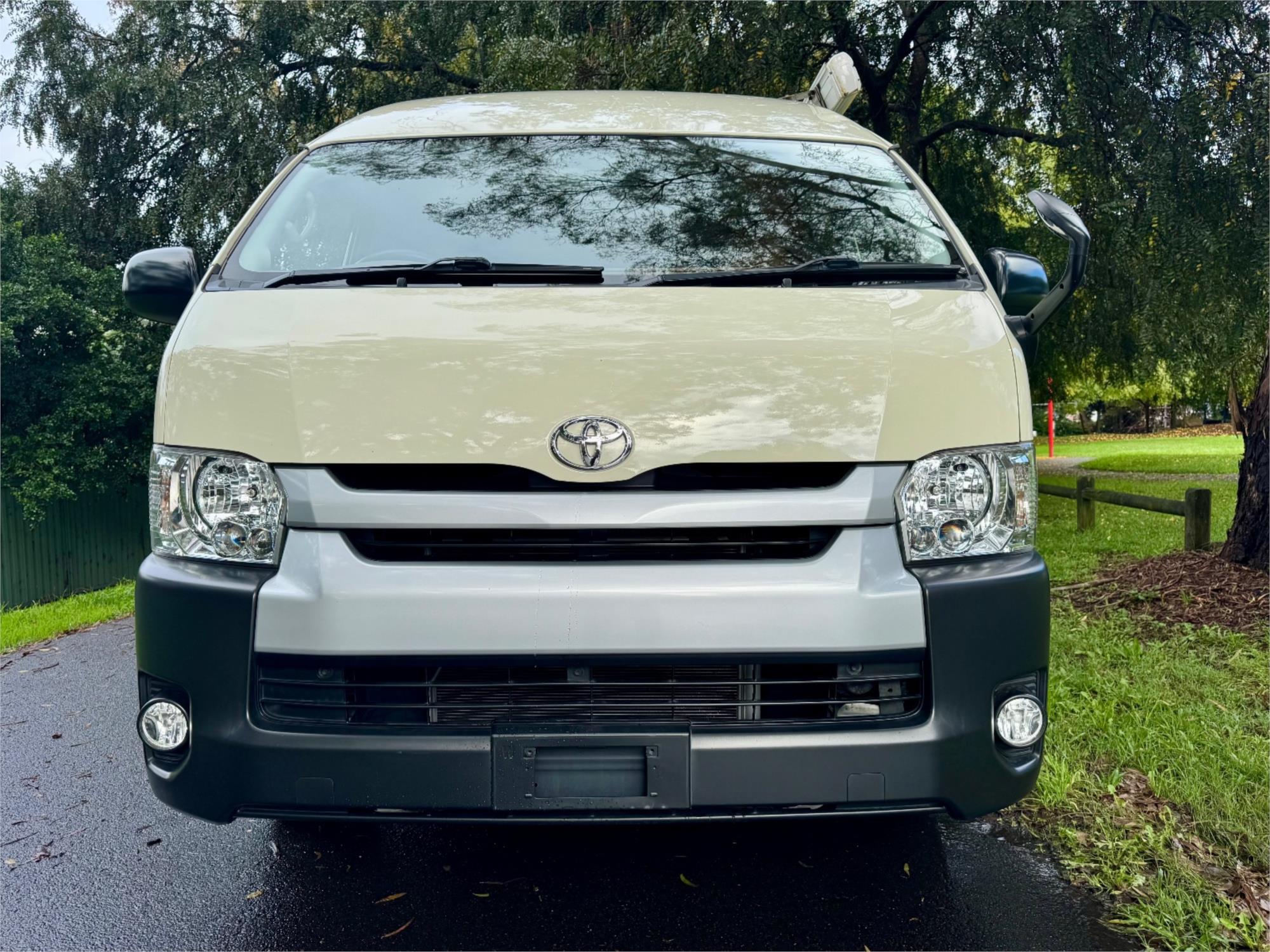 2019 TOYOTA HIACE GDH226R 4WD SLWB AUTOMATIC VAN