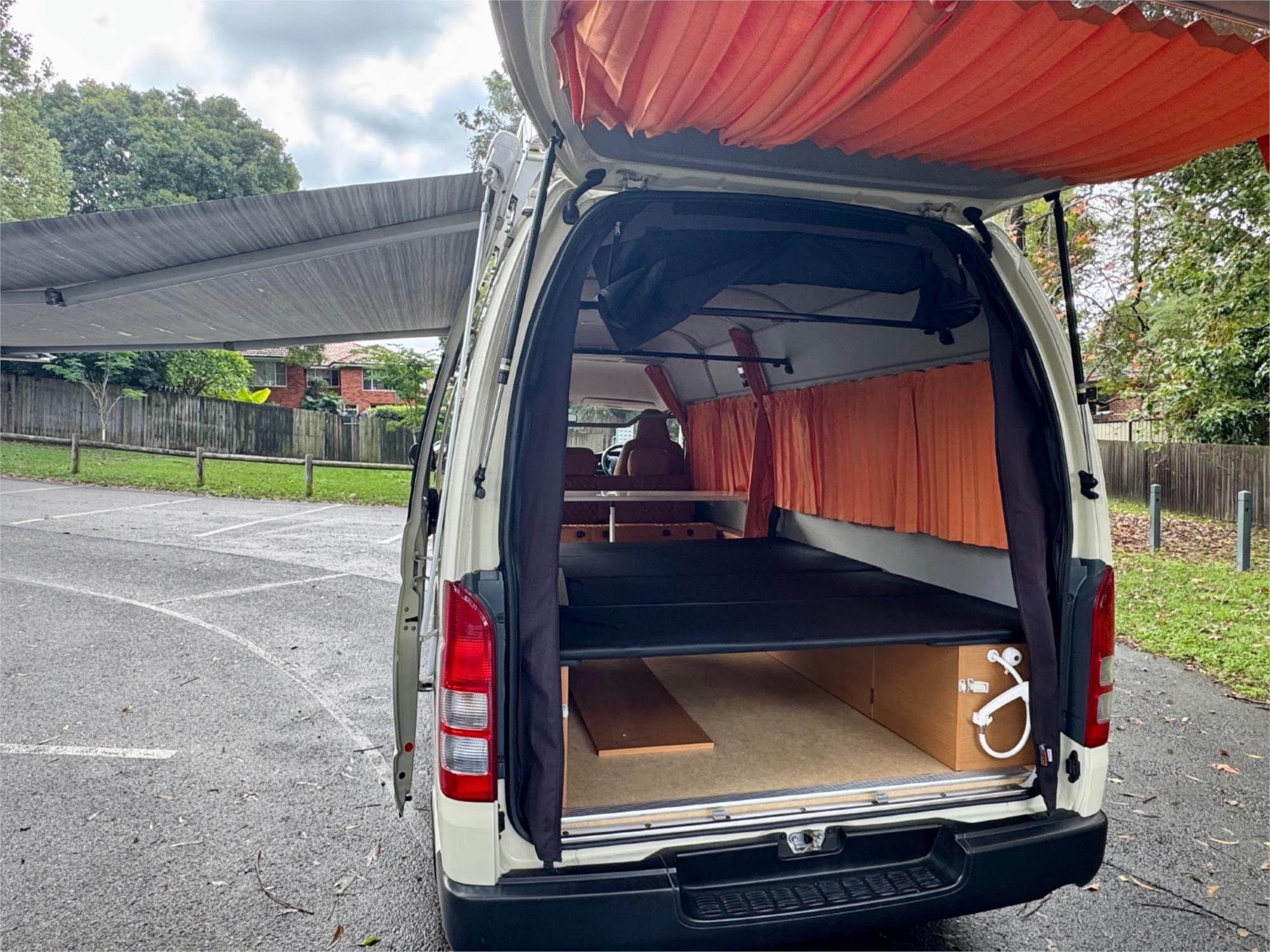 2019 TOYOTA HIACE GDH226R 4WD SLWB AUTOMATIC VAN
