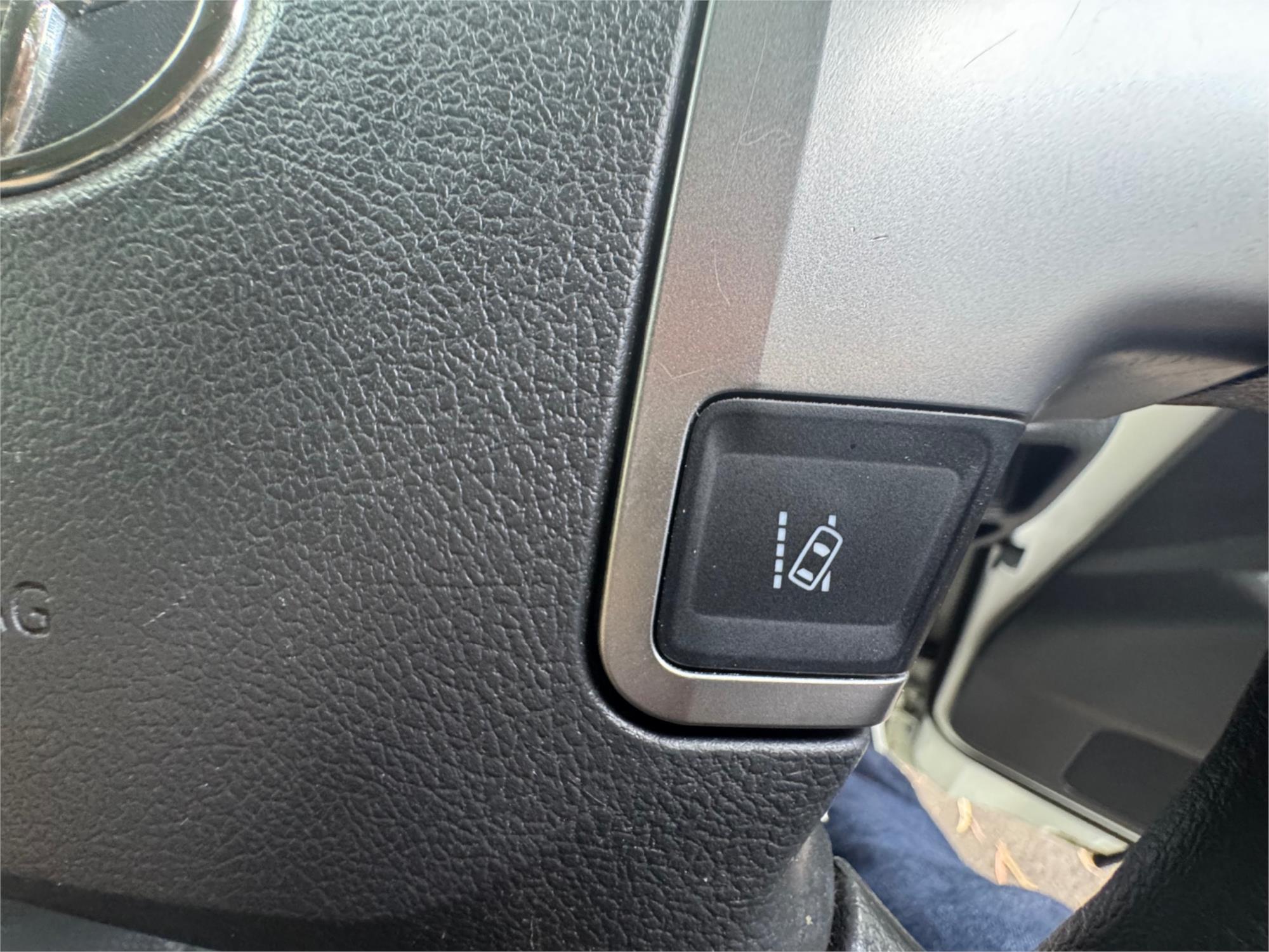 2018 TOYOTA HIACE GDH206 6 SP AUTOMATIC VAN