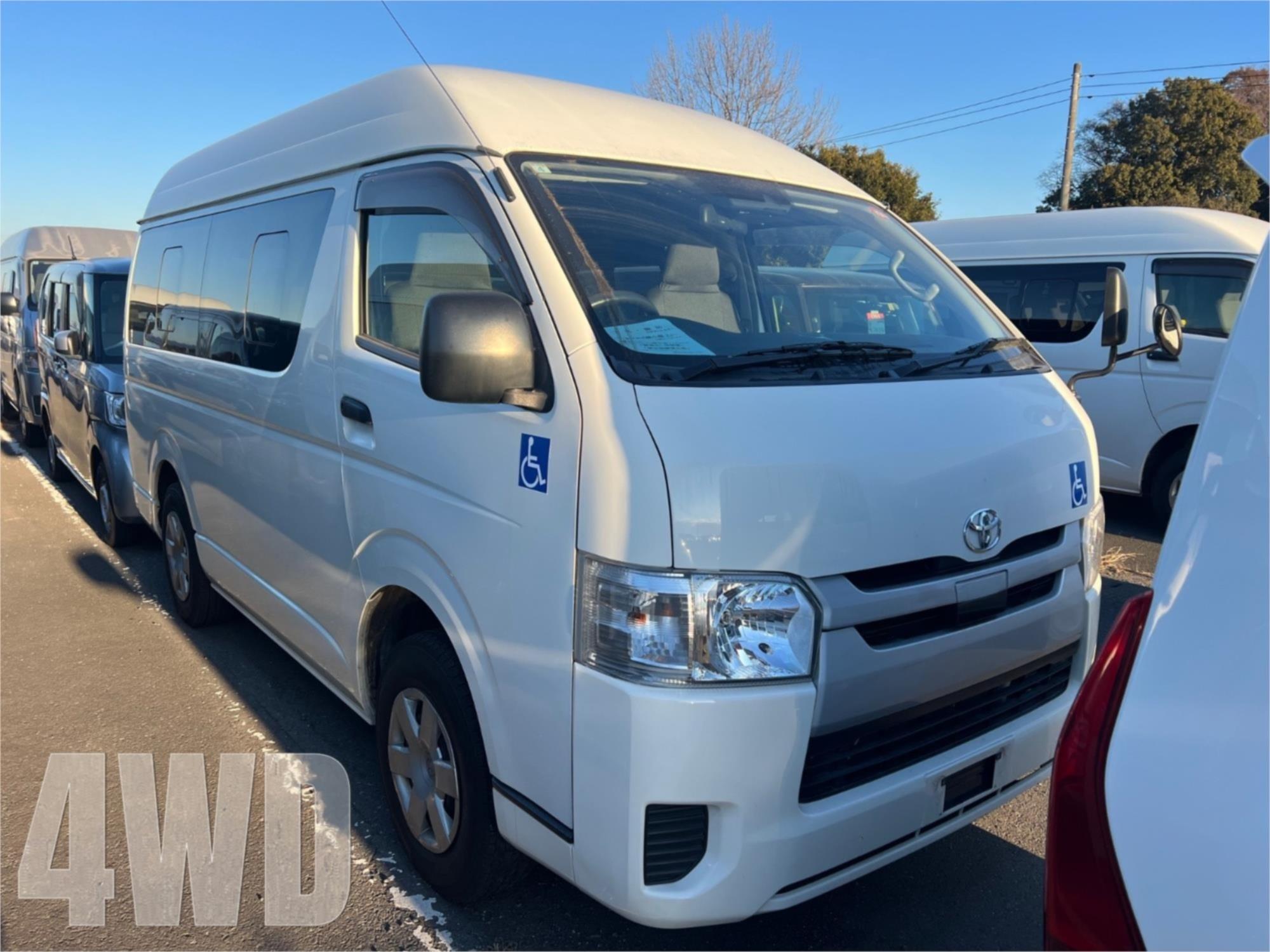 2018 TOYOTA HIACE AUTOMATIC VAN