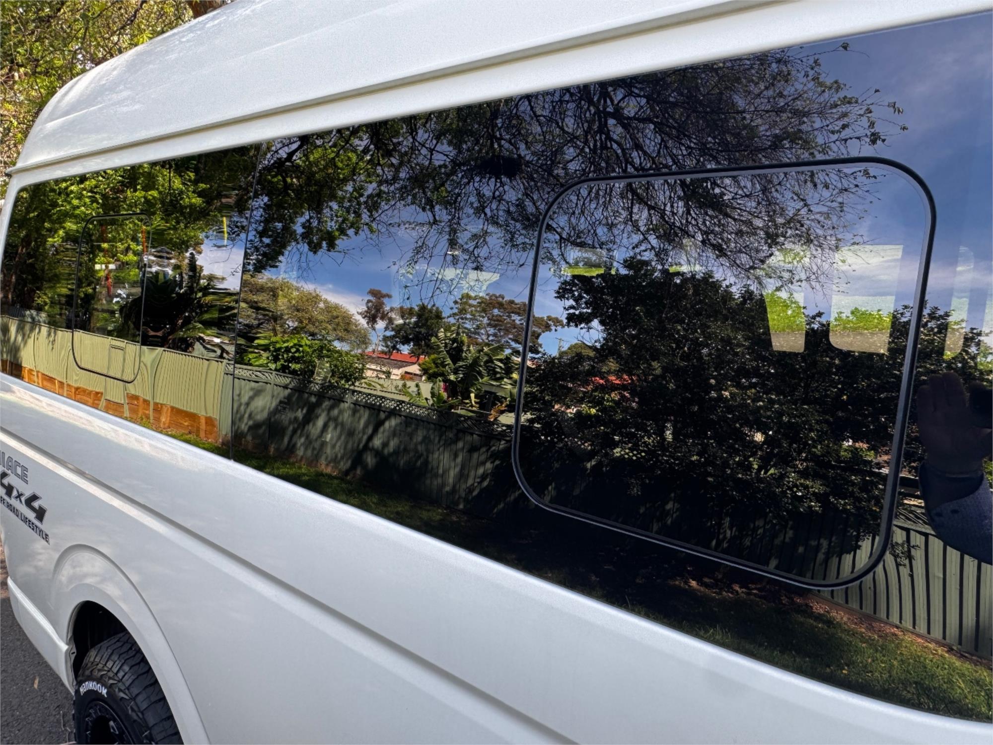 2018 TOYOTA HIACE AUTOMATIC VAN