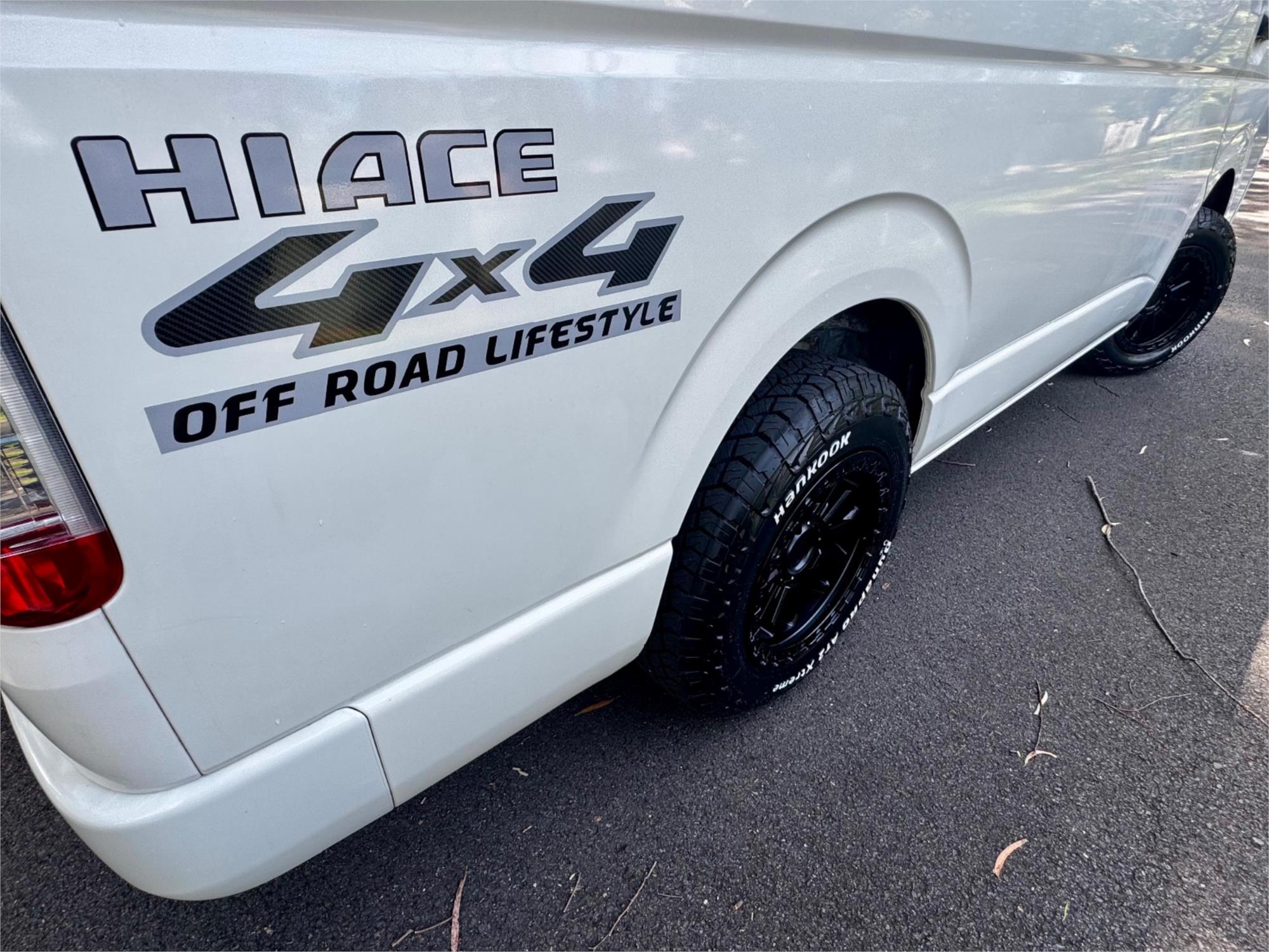 2018 TOYOTA HIACE AUTOMATIC VAN