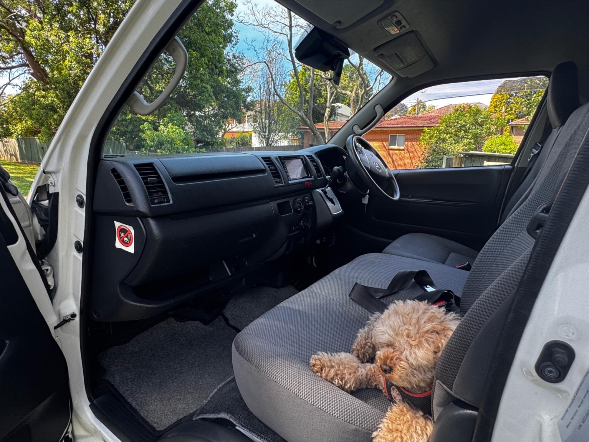 2018 TOYOTA HIACE AUTOMATIC VAN