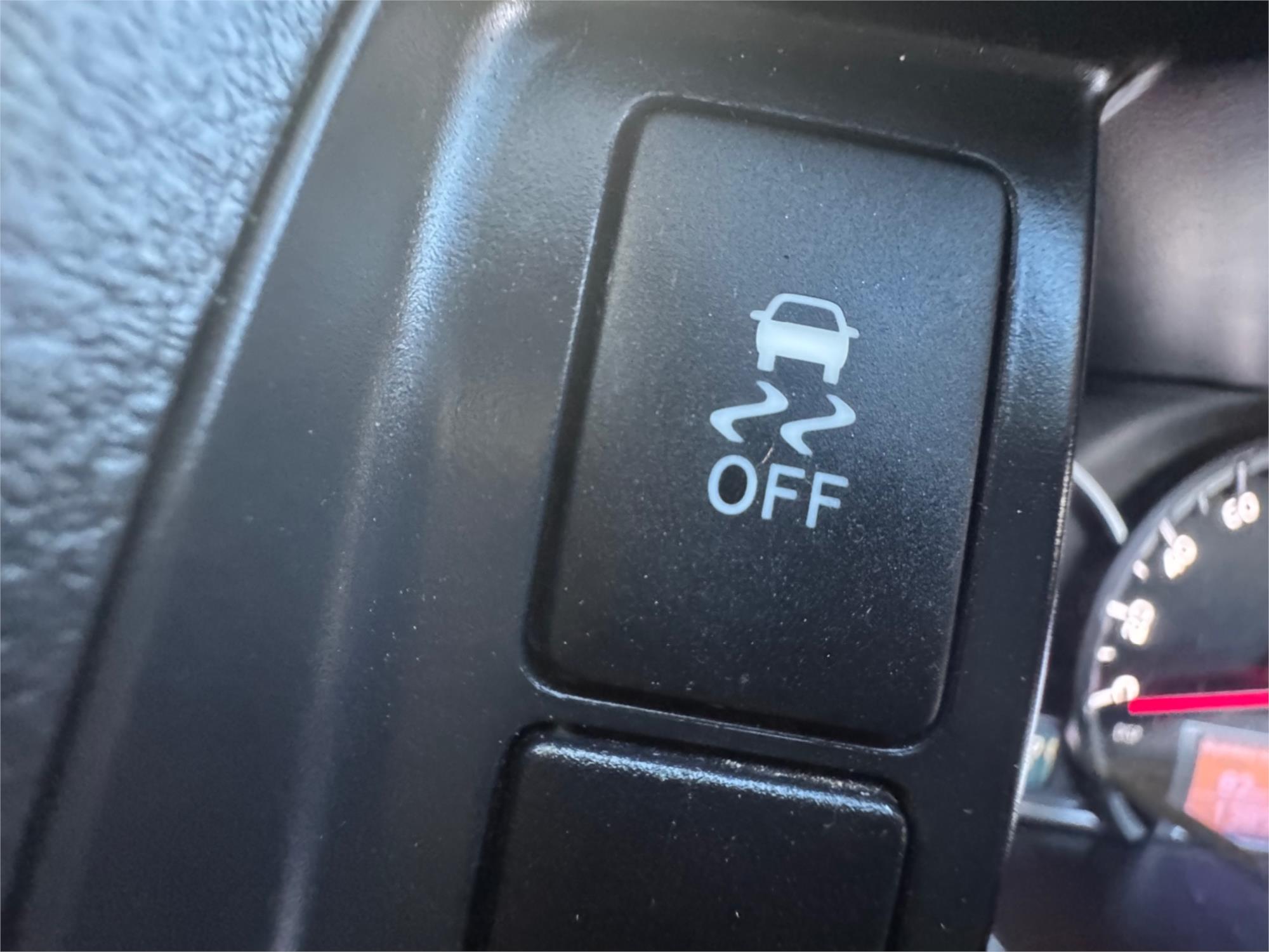 2018 TOYOTA HIACE GDH206 6 SP AUTOMATIC VAN