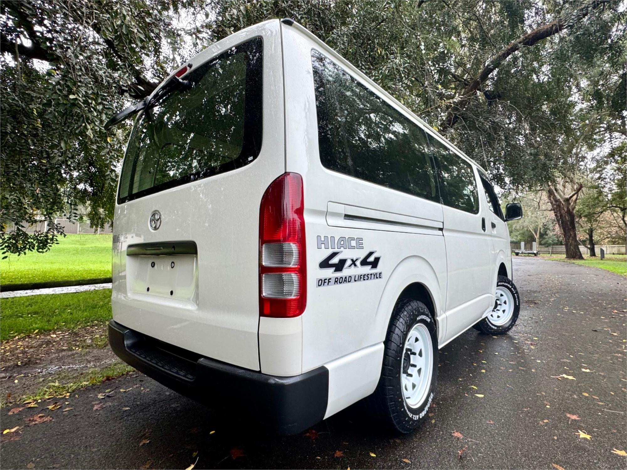 2013 TOYOTA HIACE KDH206R MY13 UPGRADE VAN