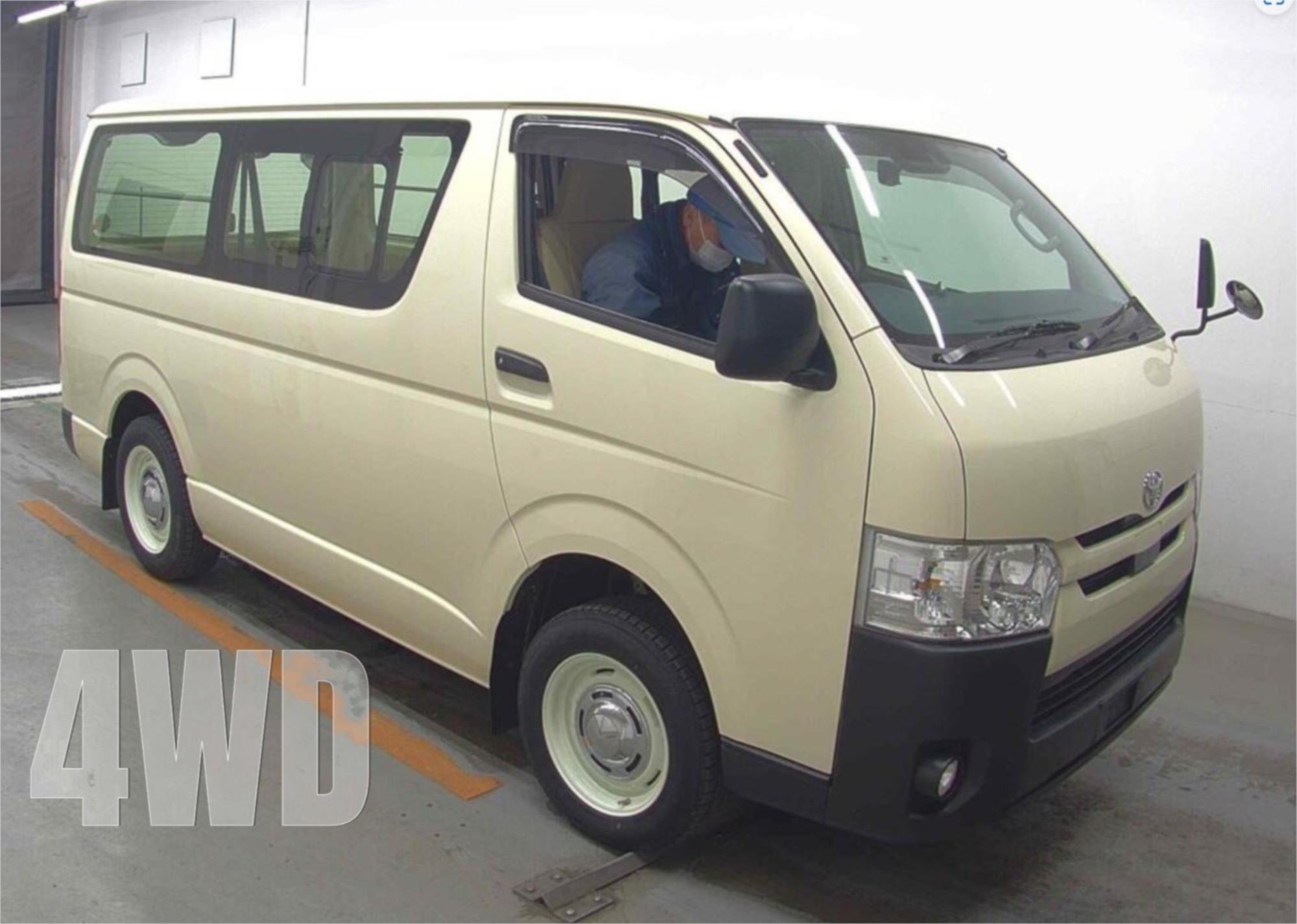2018 TOYOTA HIACE GDH206 6 SP AUTOMATIC VAN