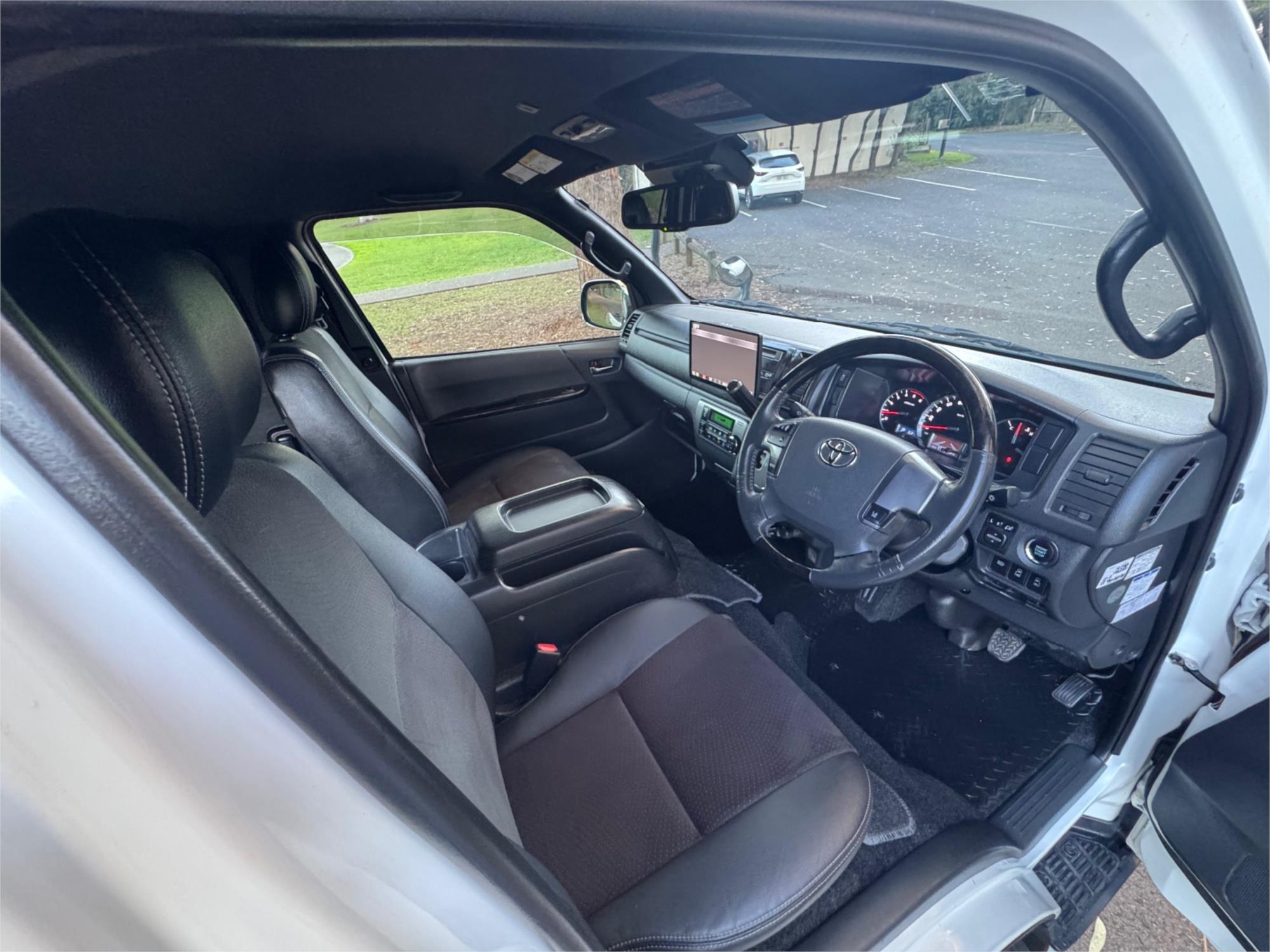 2020 TOYOTA HIACE GDH206R MY20 UPGRADE AUTOMATIC HIGH ROOF VAN
