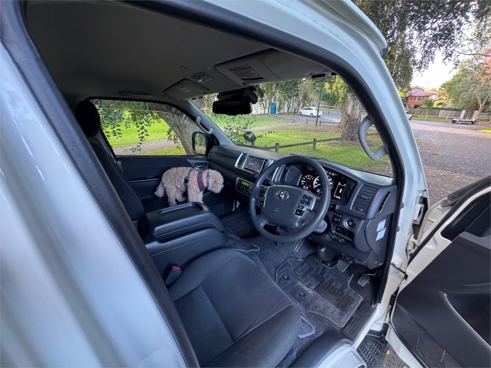 2021 TOYOTA HIACE GDH206R S-GL AUTOMATIC VAN