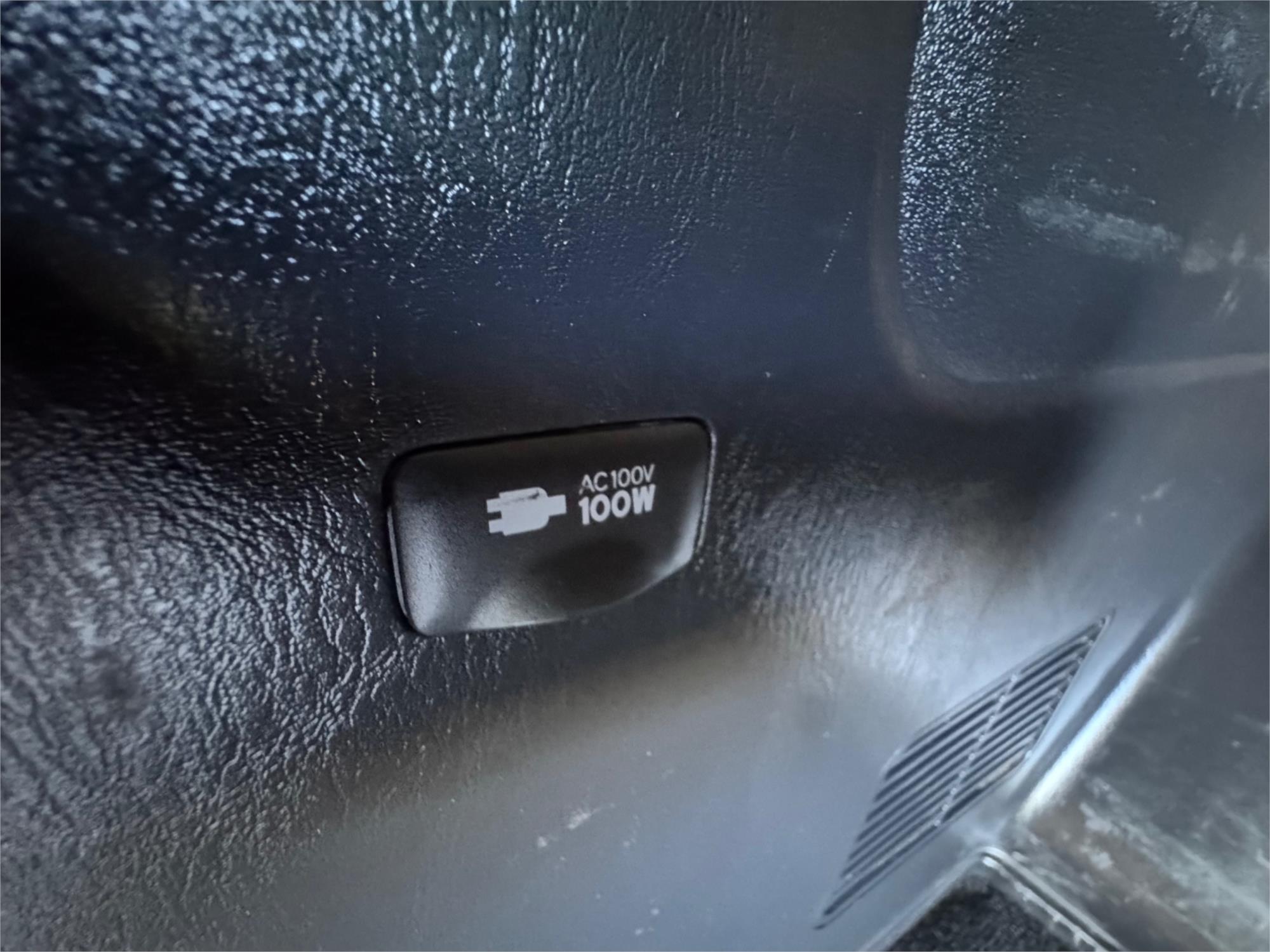 2021 TOYOTA HIACE GDH206R S-GL AUTOMATIC VAN