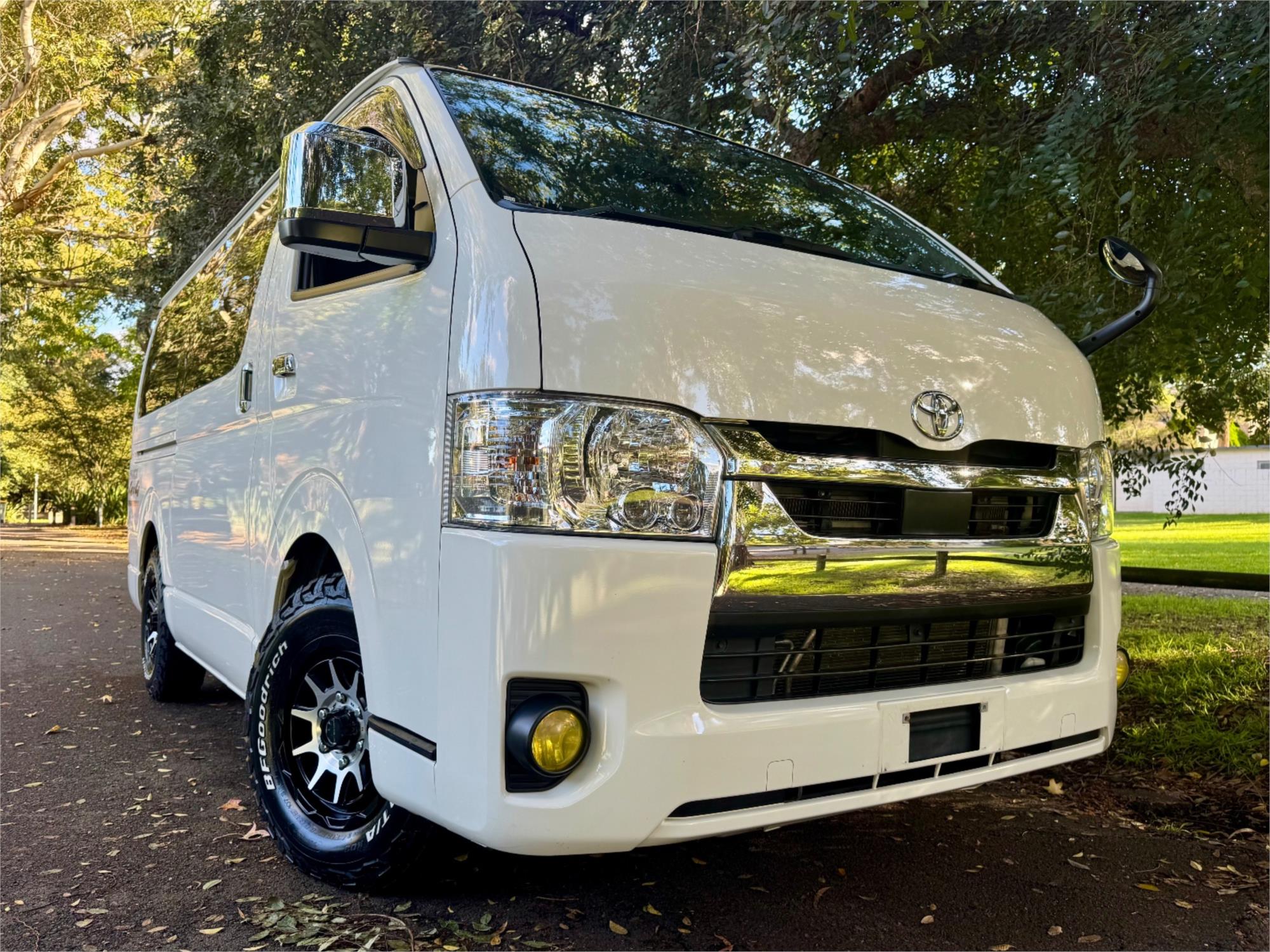 2021 TOYOTA HIACE GDH206R S-GL AUTOMATIC VAN