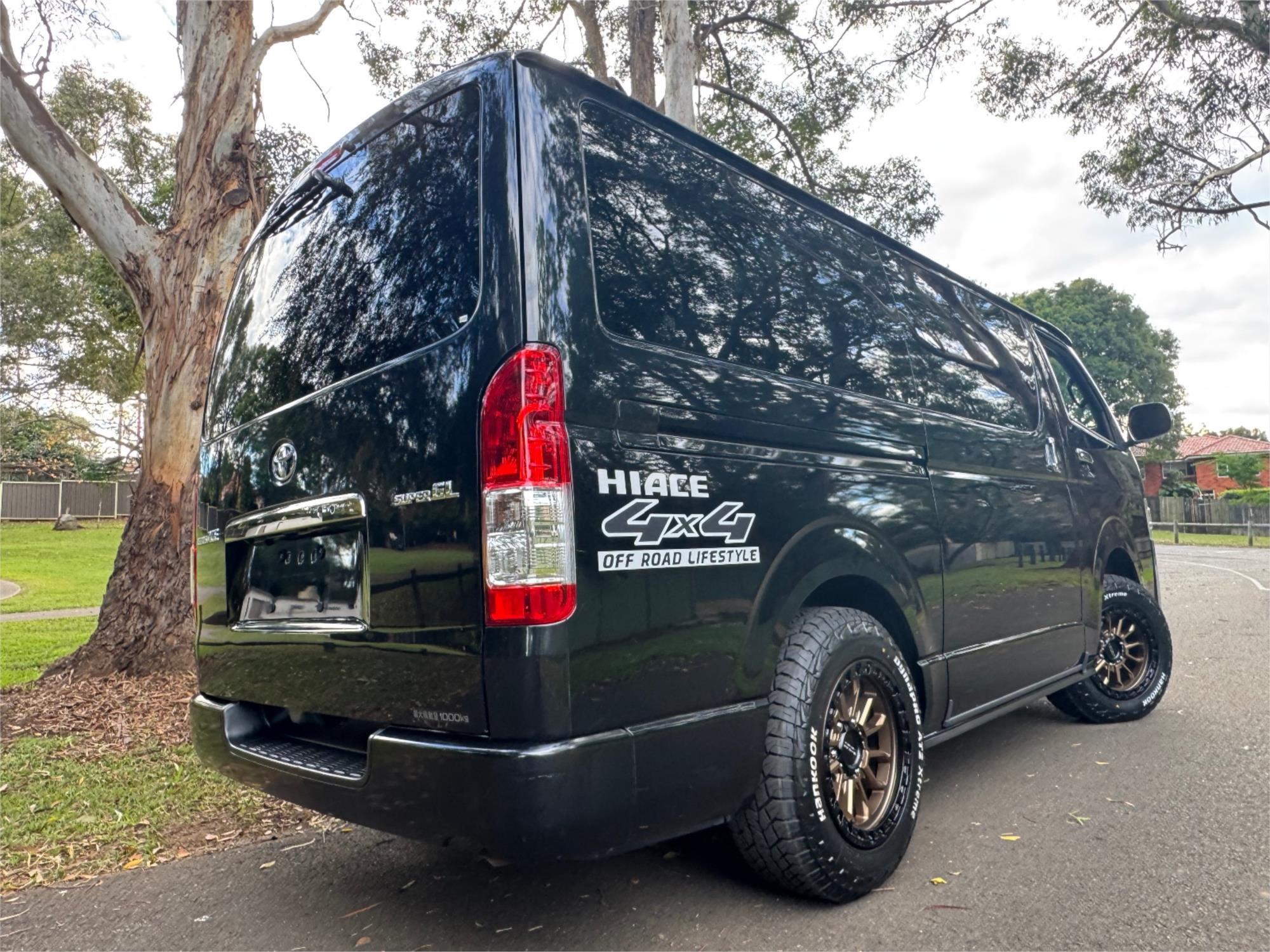 2019 TOYOTA HIACE VAN 4D VAN