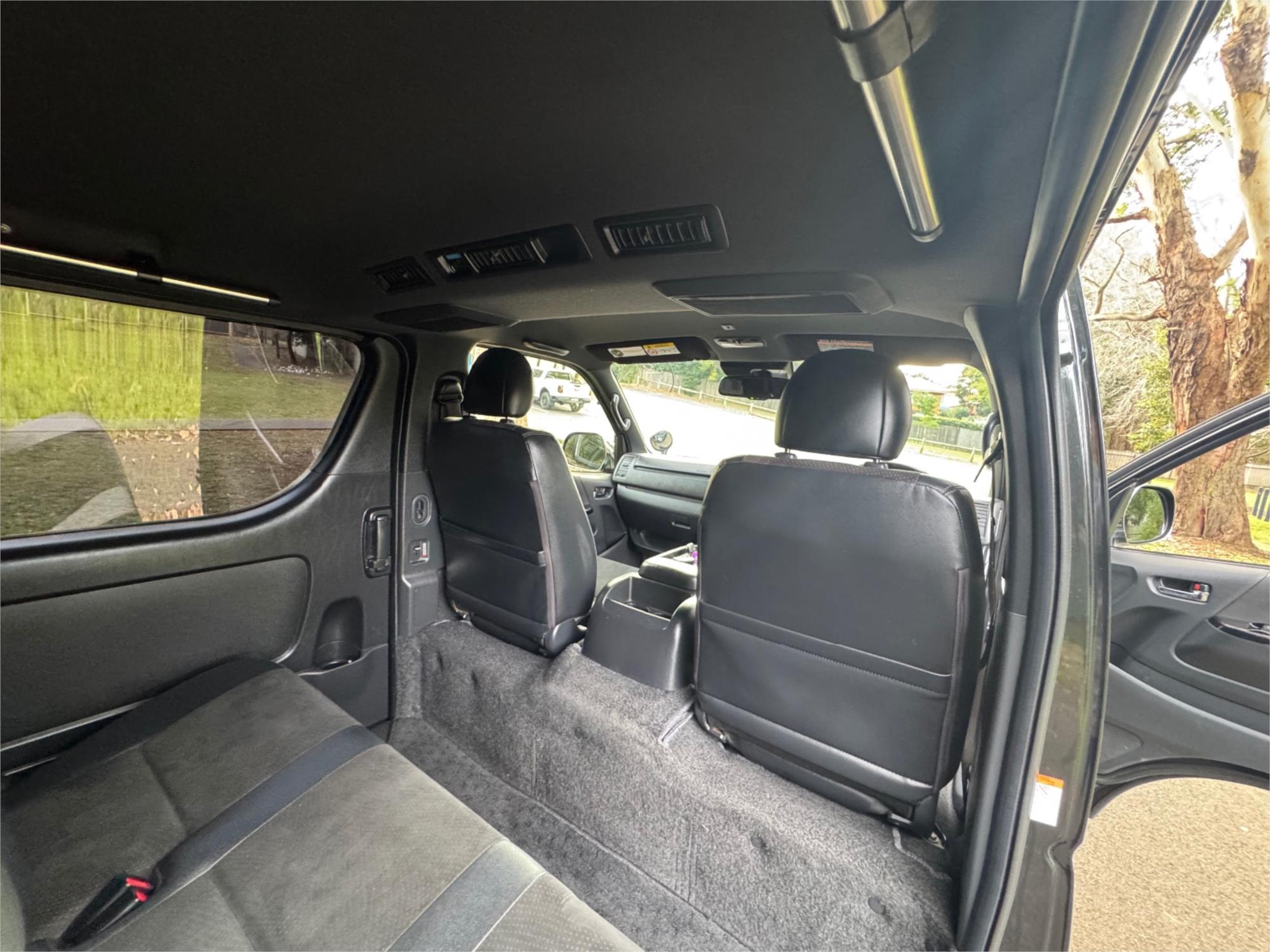 2019 TOYOTA HIACE VAN 4D VAN