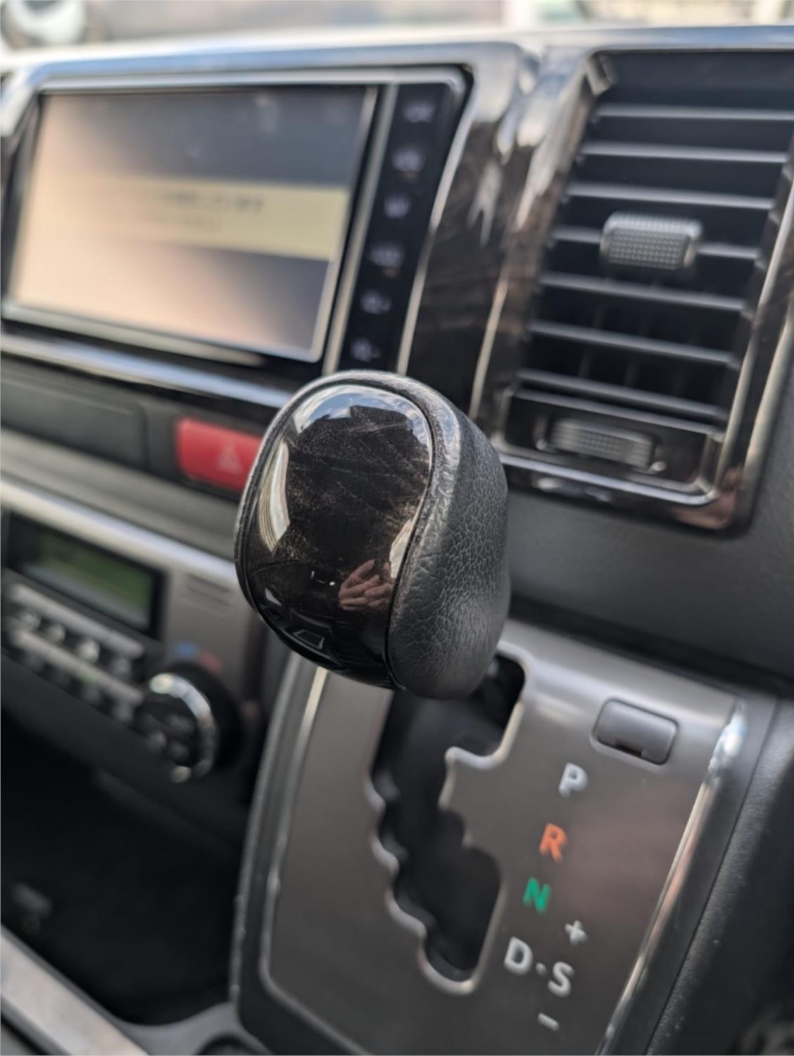 2019 TOYOTA HIACE VAN 4D VAN