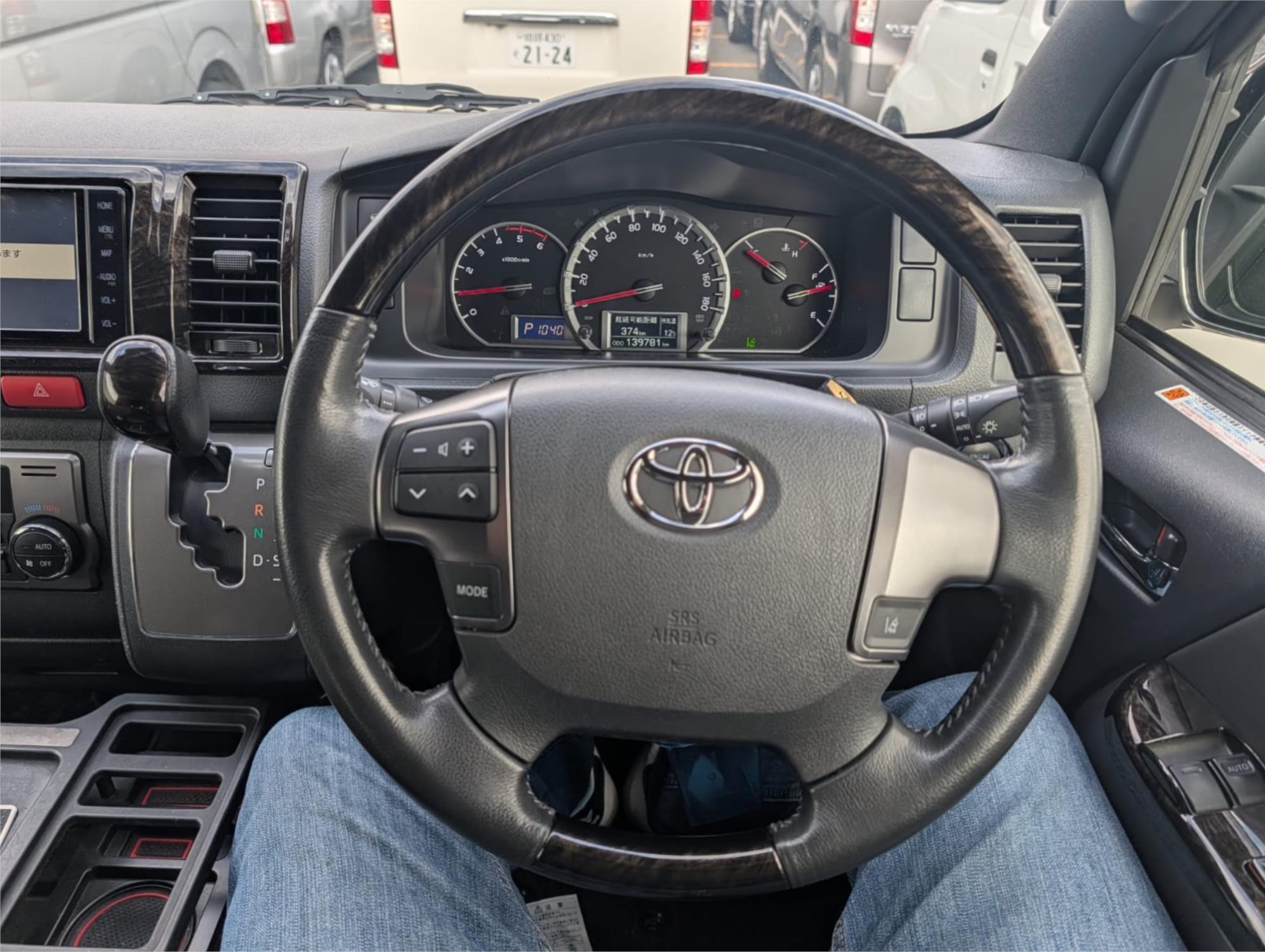 2019 TOYOTA HIACE VAN 4D VAN