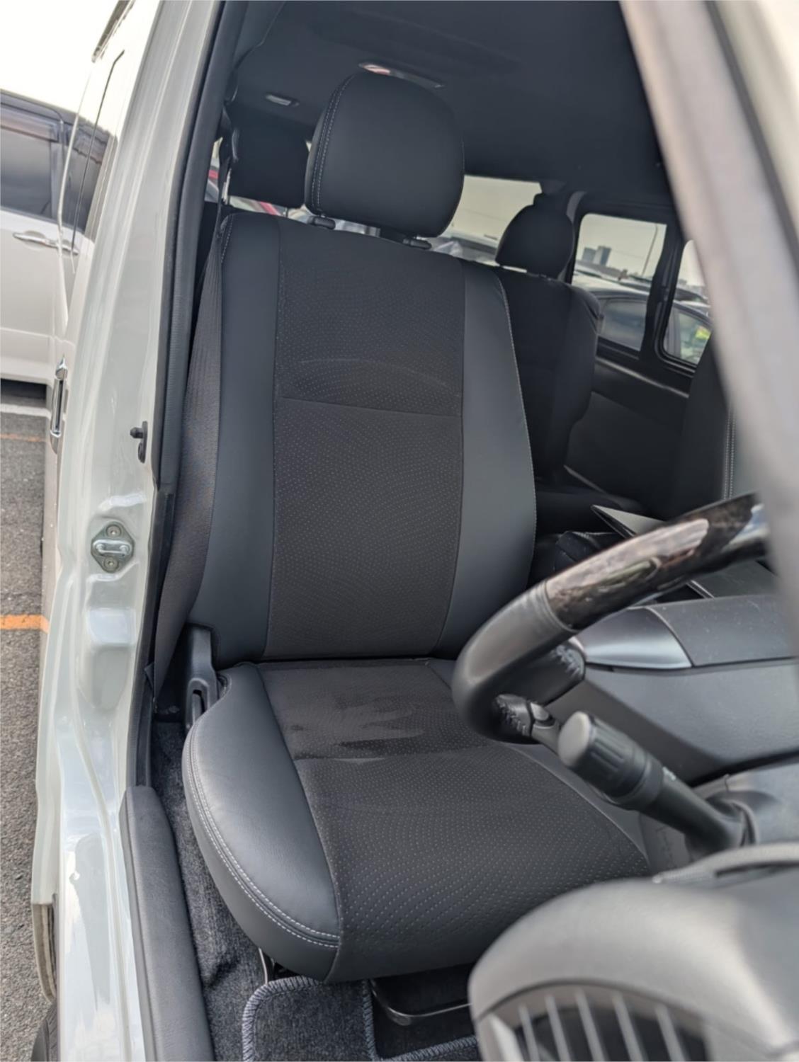 2019 TOYOTA HIACE VAN 4D VAN