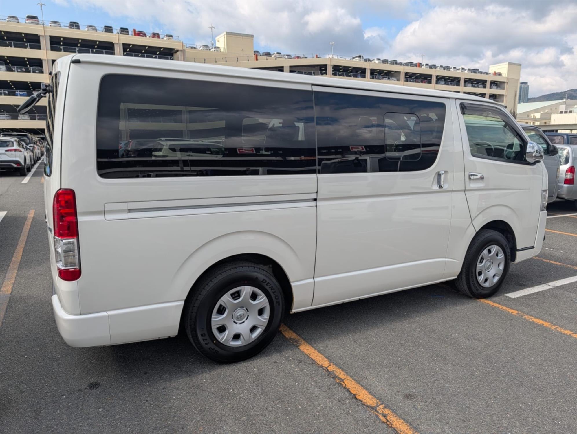 2019 TOYOTA HIACE VAN 4D VAN