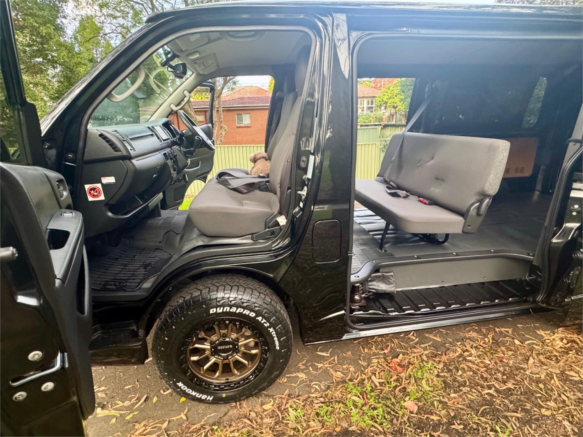 2016 TOYOTA HIACE MANUAL VAN