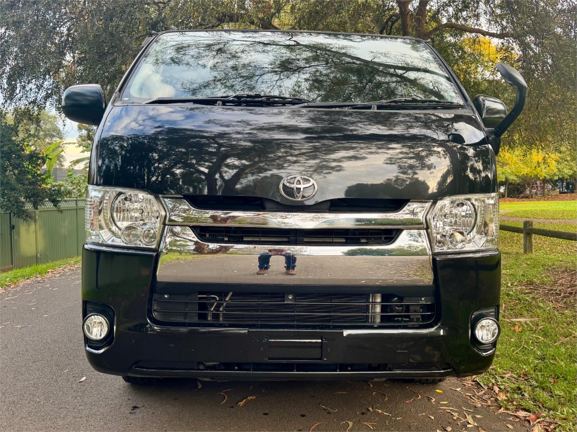 2016 TOYOTA HIACE MANUAL VAN