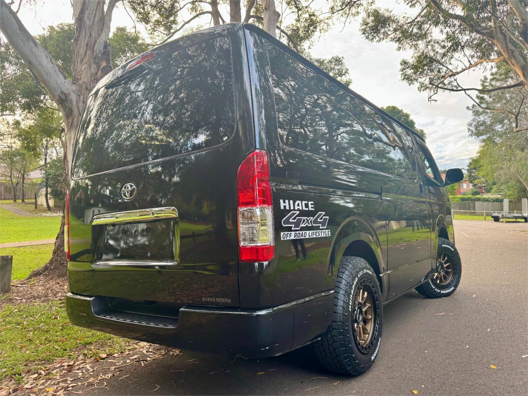 2016 TOYOTA HIACE MANUAL VAN