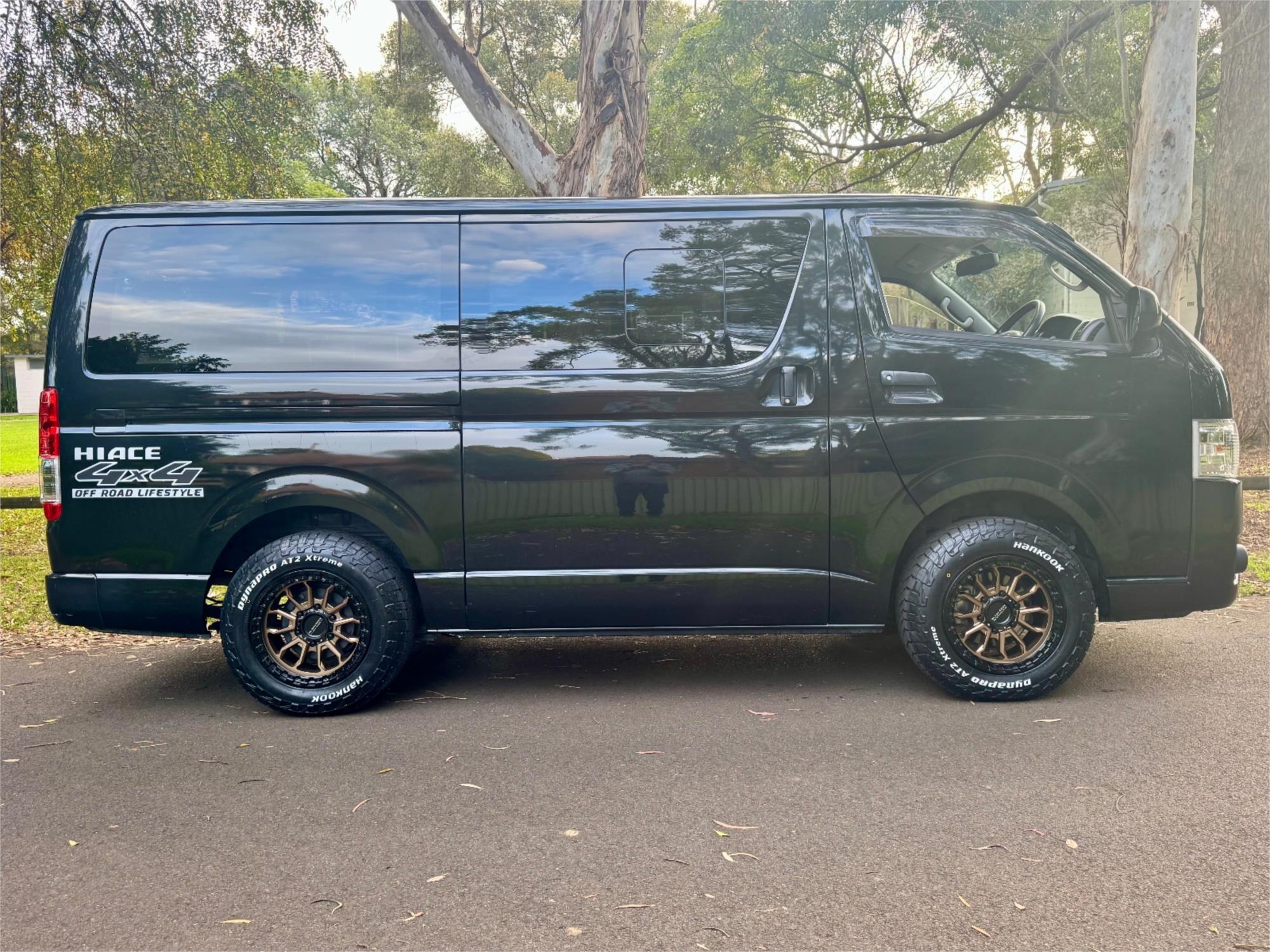 2016 TOYOTA HIACE MANUAL VAN