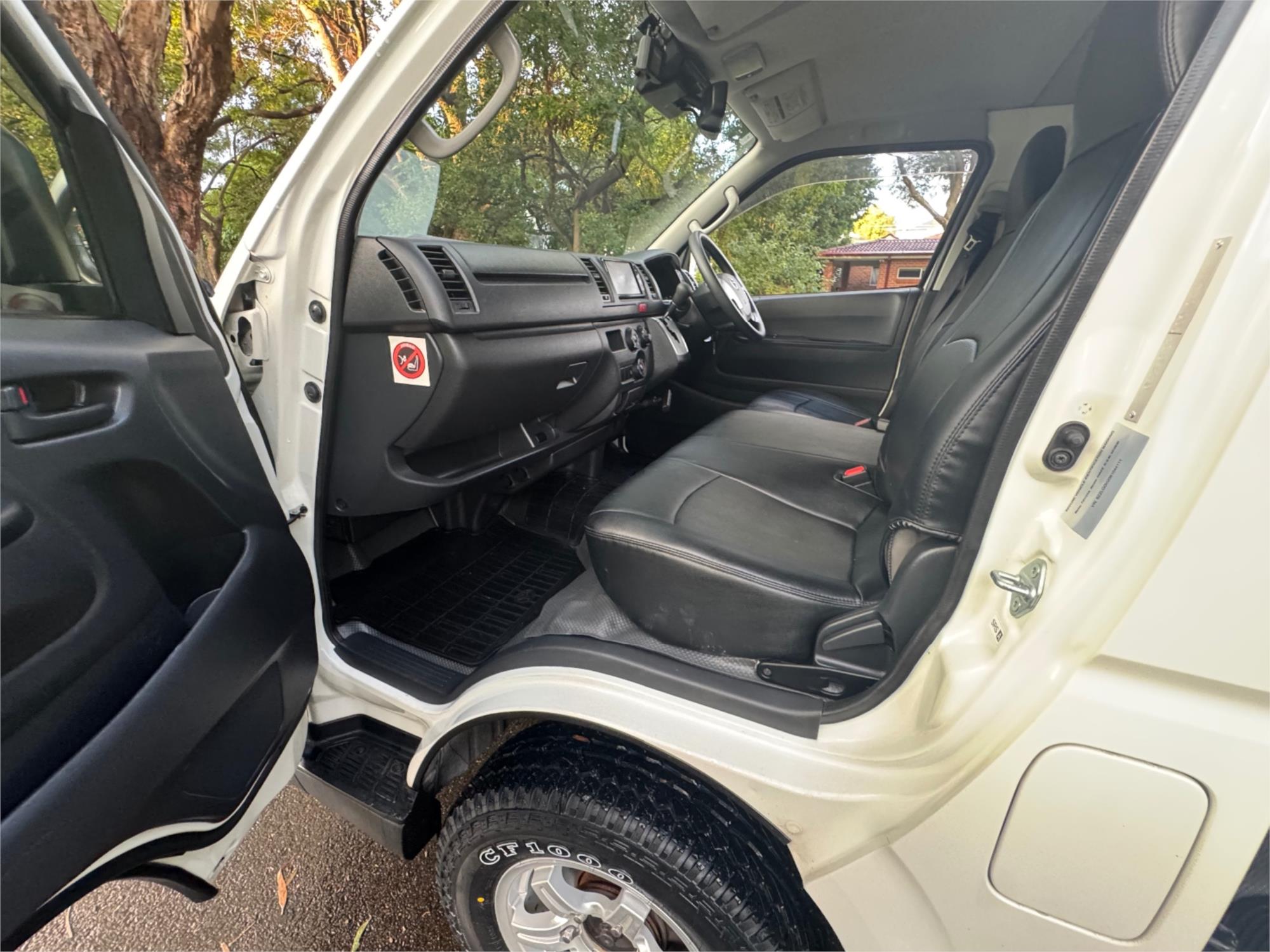 2020 TOYOTA HIACE GDH206R MY20 UPGRADE AUTOMATIC HIGH ROOF VAN