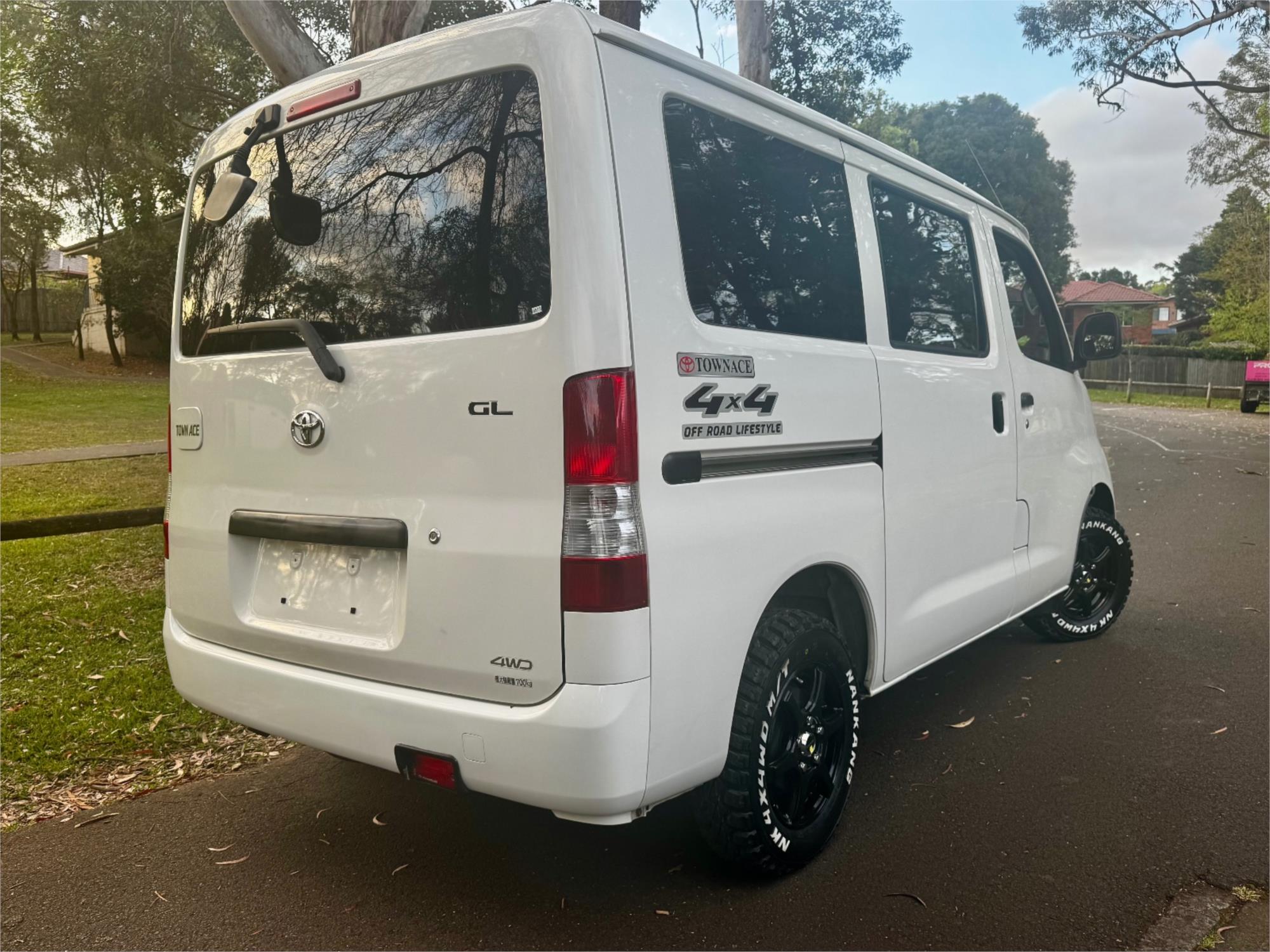2018 TOYOTA TOWNACE AUTOMATIC VAN