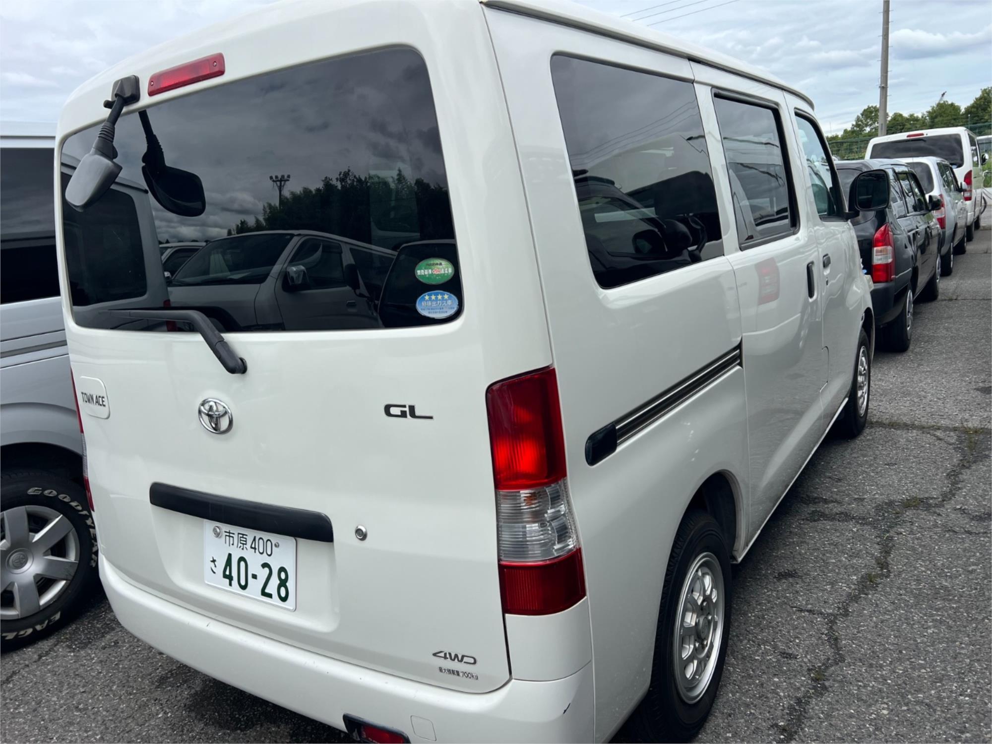 2017 TOYOTA TOWNACE AUTOMATIC VAN
