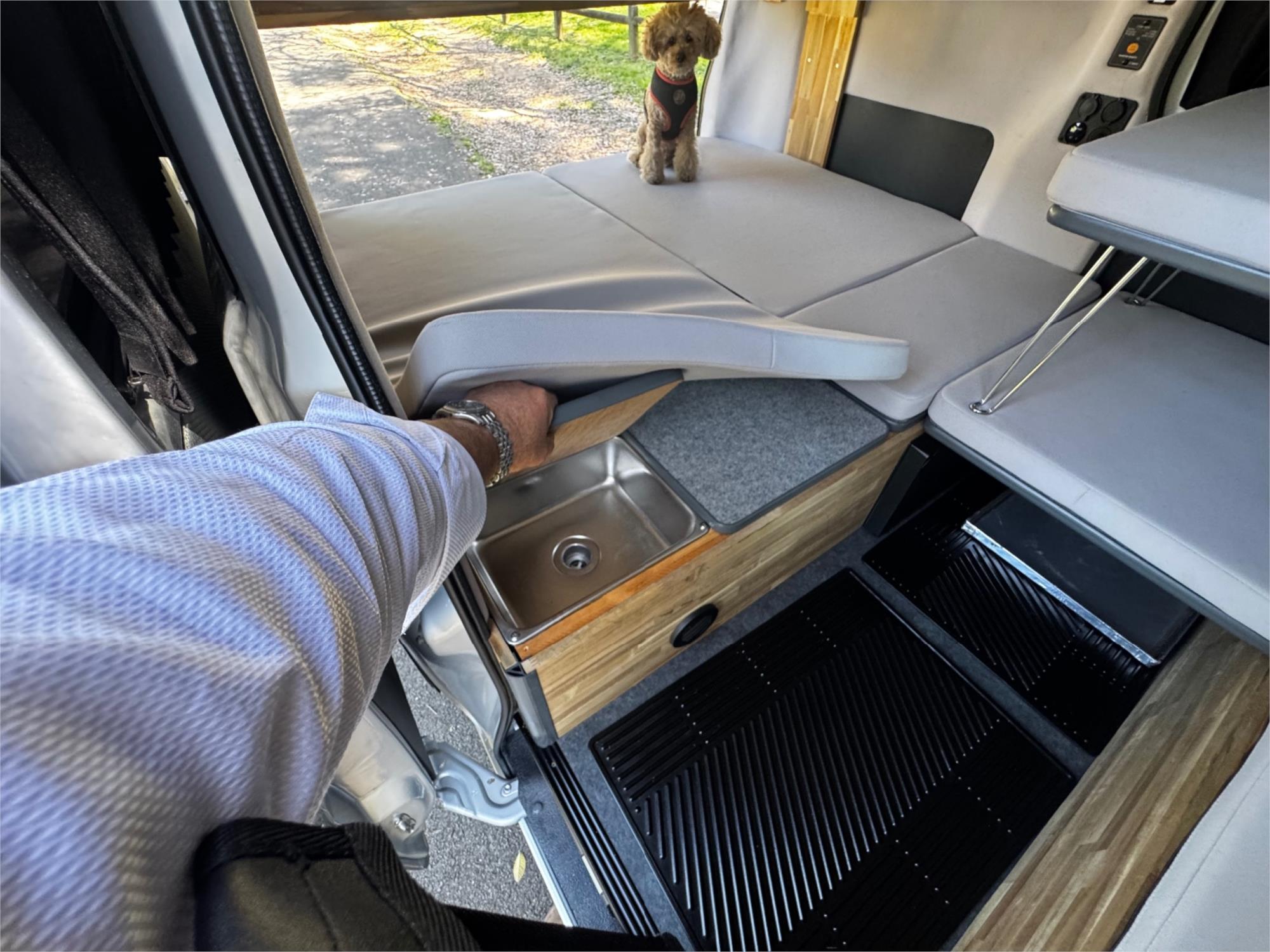 2022 TOYOTA TOWN ACE AUTOMATIC VAN