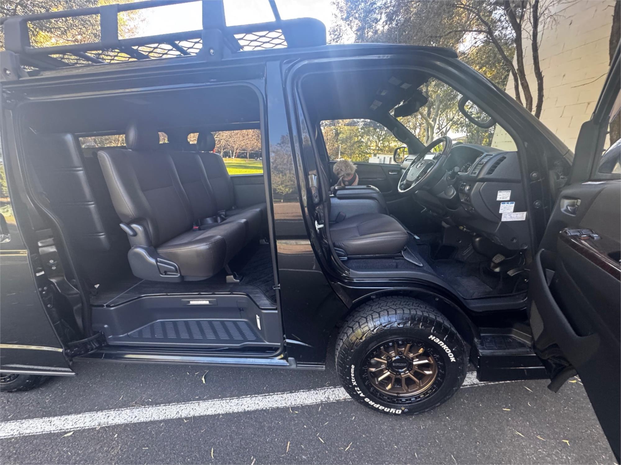 2018 TOYOTA HIACE GDH206 6 SP AUTOMATIC VAN
