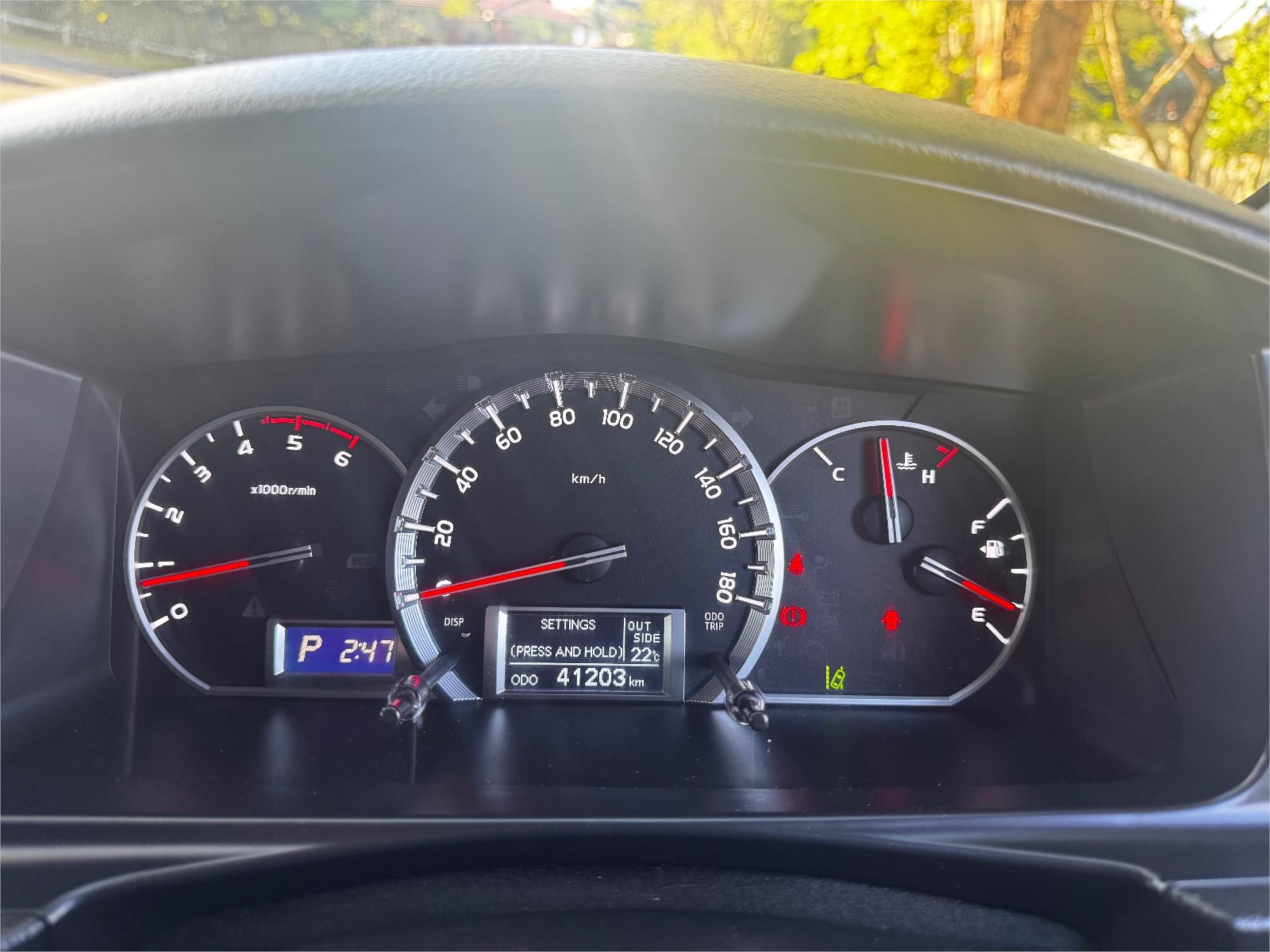 2018 TOYOTA HIACE GDH206 6 SP AUTOMATIC VAN