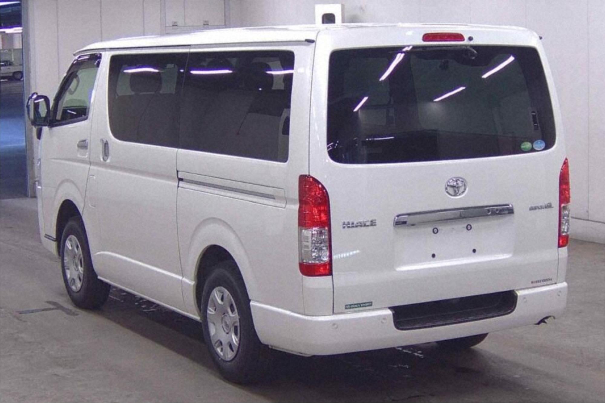 2021 TOYOTA HIACE GDH206R S-GL AUTOMATIC VAN
