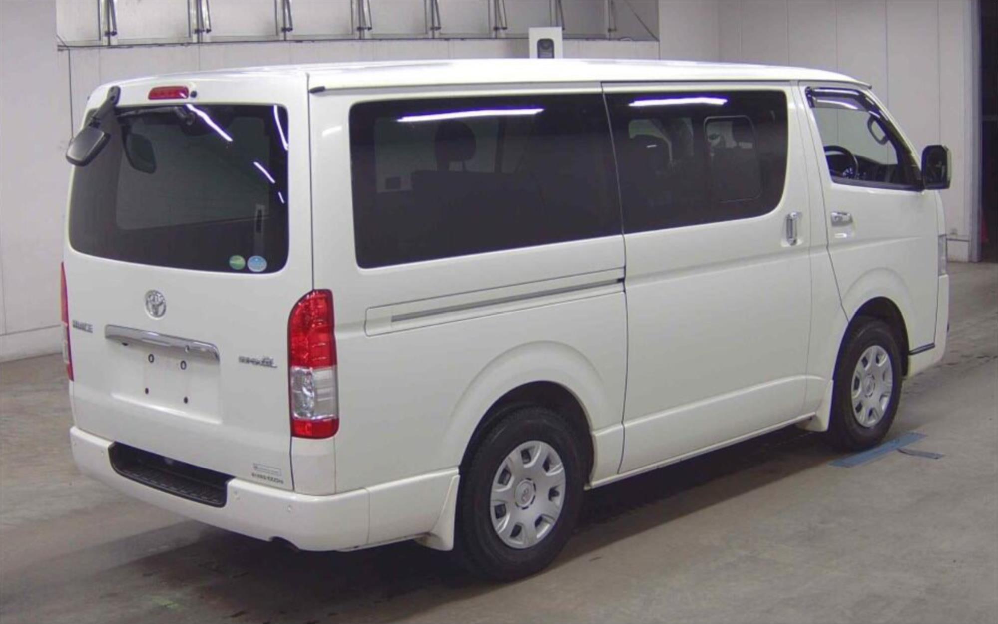 2021 TOYOTA HIACE GDH206R SUPER GL 4WD (AWD) AUTOMATIC VAN