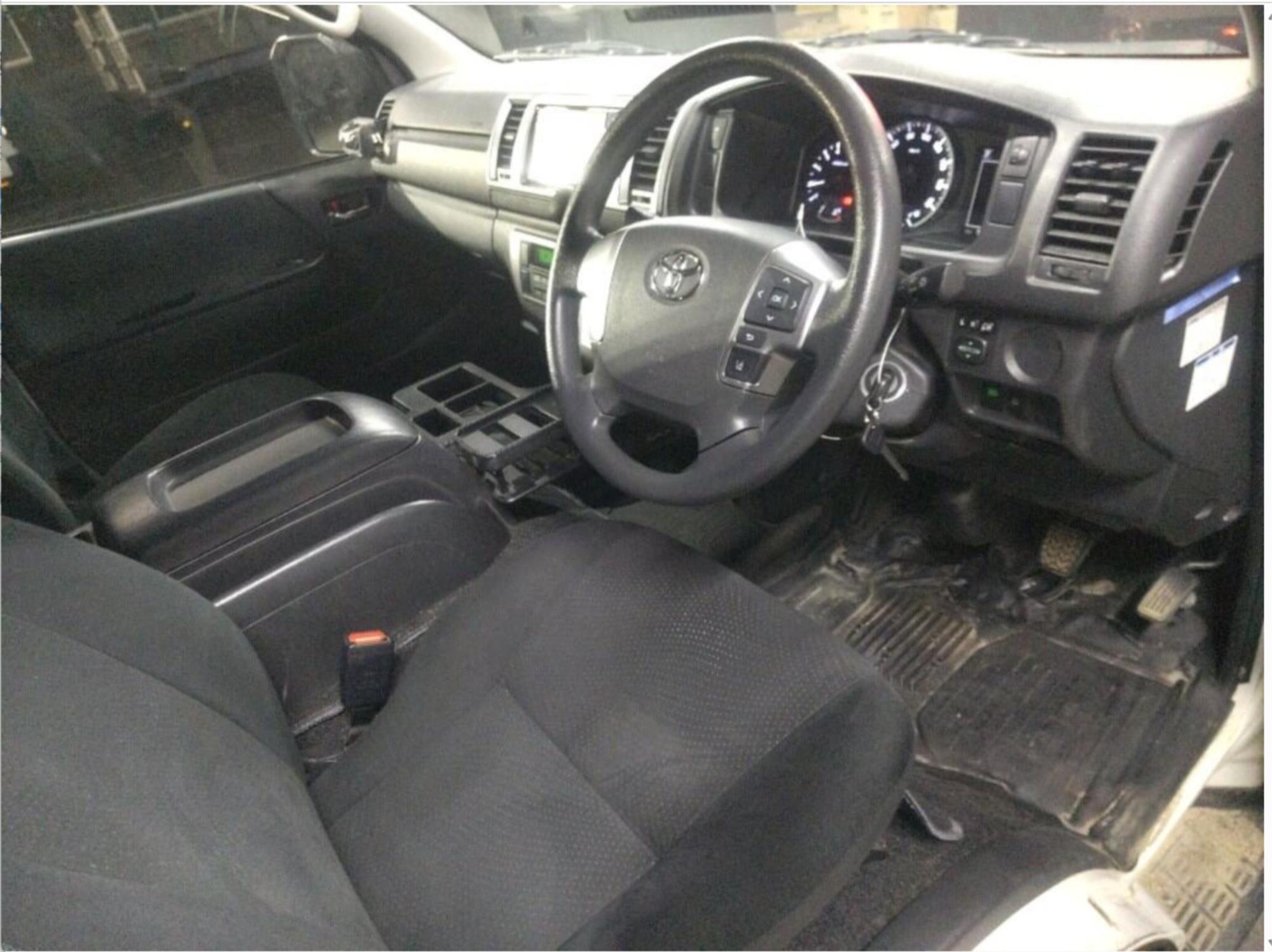 2021 TOYOTA HIACE GDH206R SUPER GL 4WD (AWD) AUTOMATIC VAN