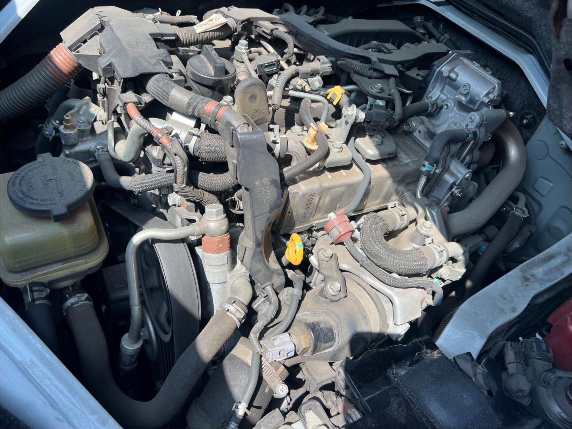 2018 TOYOTA HIACE KDH206R SUPER GL AUTOMATIC VAN