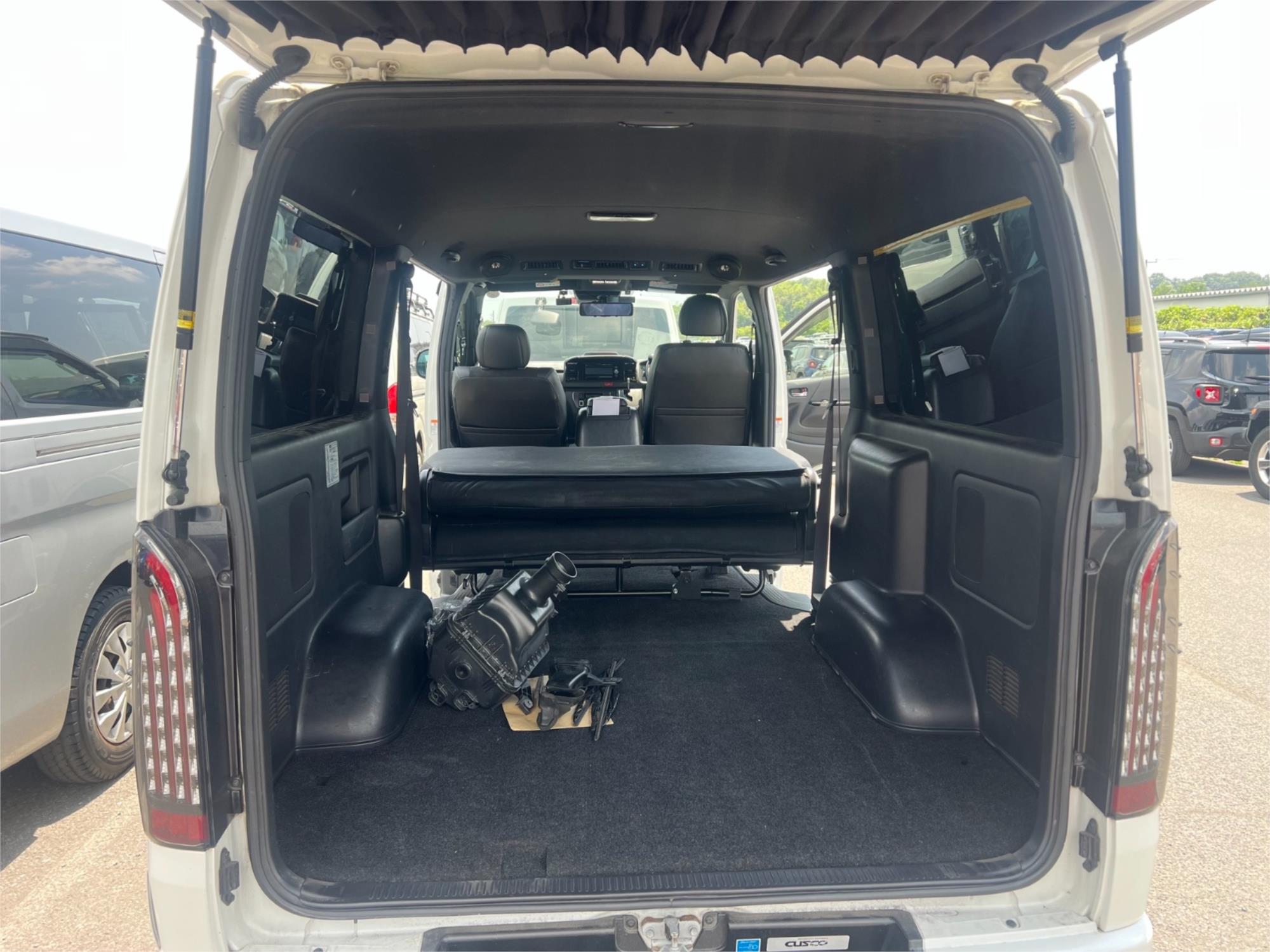 2019 TOYOTA HIACE GDH206R SUPER GL 4WD AUTOMATIC VAN