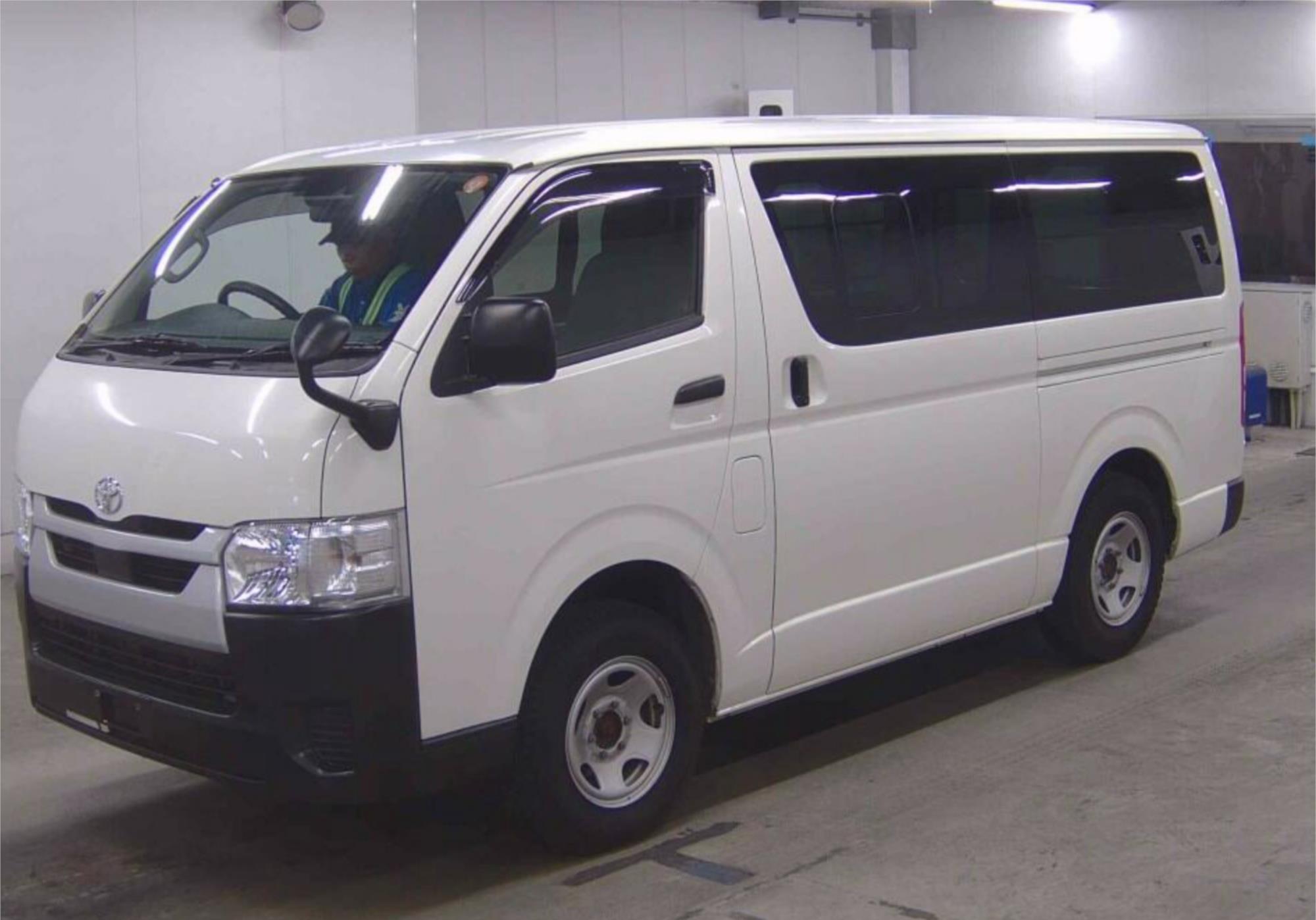 2021 TOYOTA HIACE GDH206V DX LONG 4WD AUTOMATIC VAN