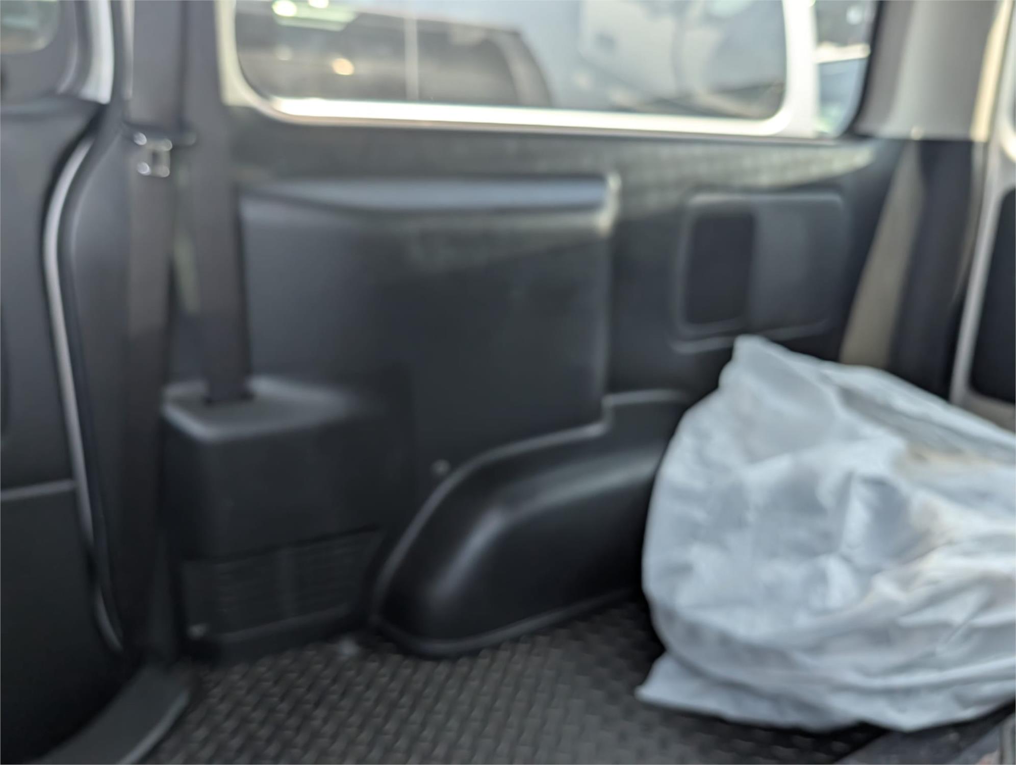 2021 TOYOTA HIACE LWB 6 SP AUTOMATIC VAN