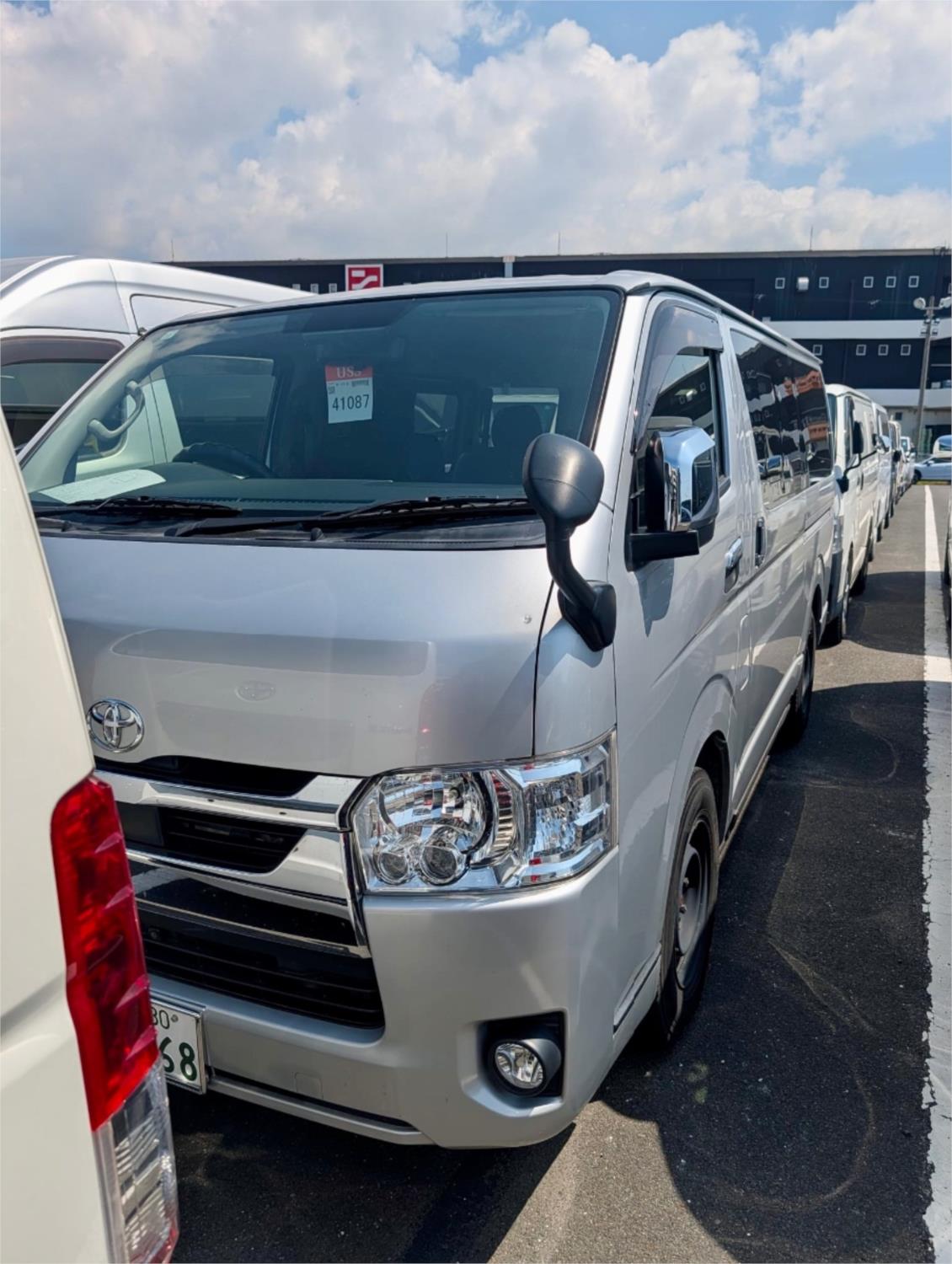 2021 TOYOTA HIACE LWB 6 SP AUTOMATIC VAN