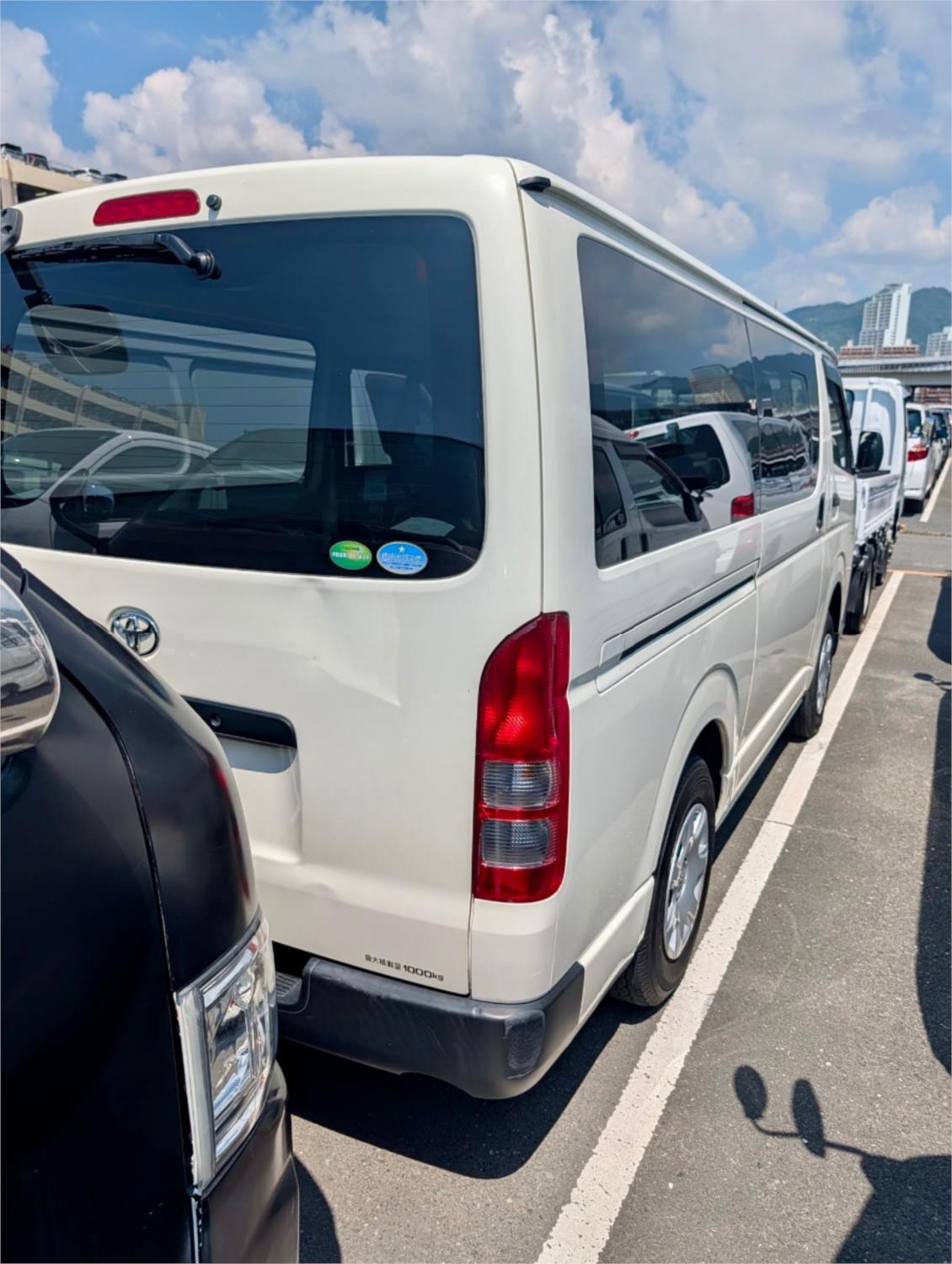 2019 TOYOTA HIACE AUTOMATIC VAN
