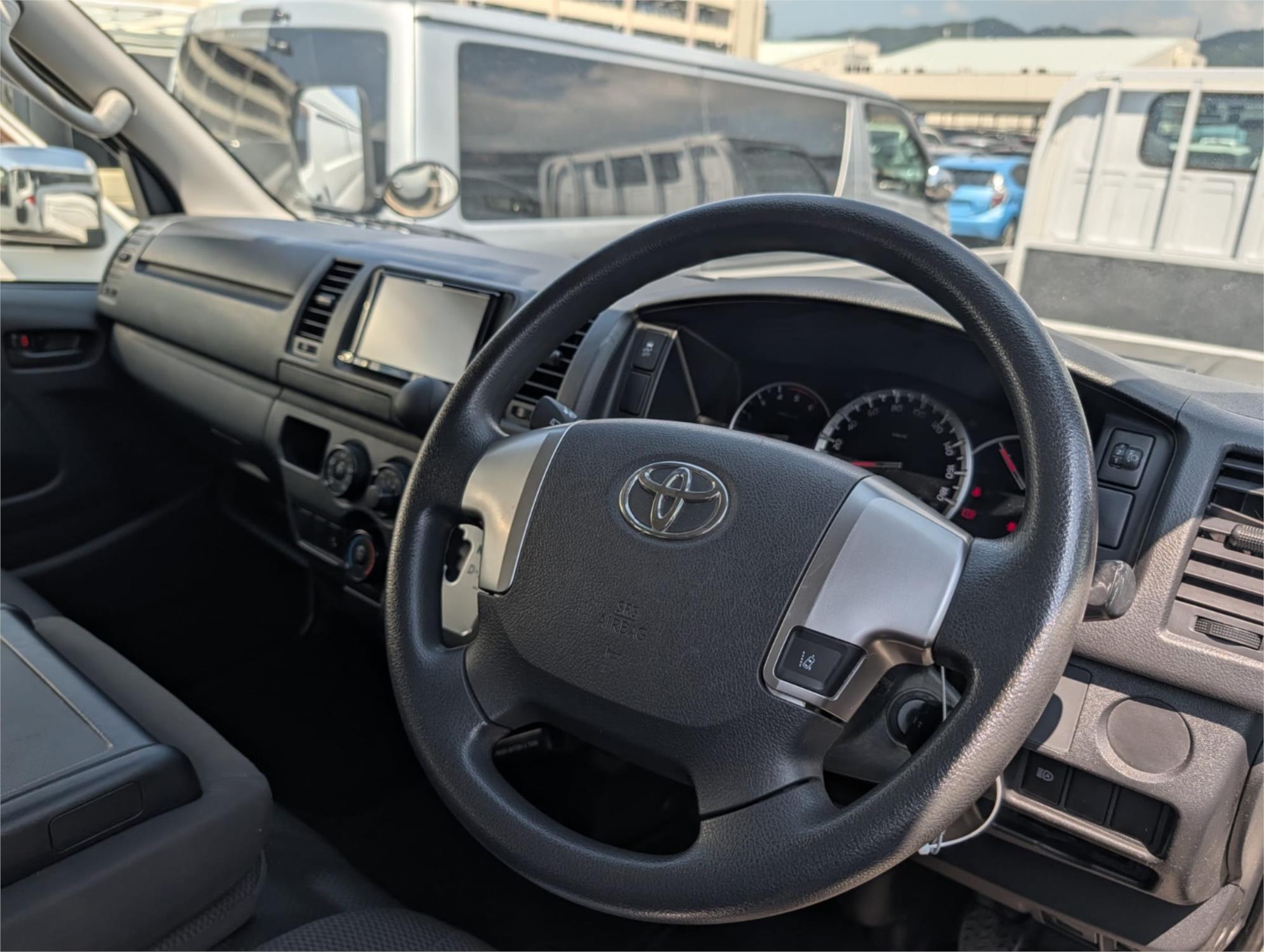 2019 TOYOTA HIACE AUTOMATIC VAN