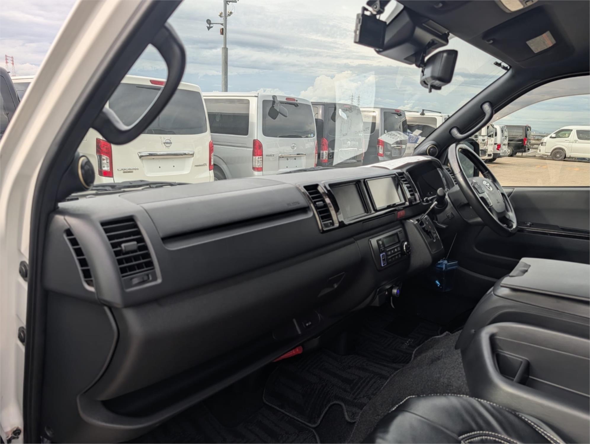 2021 TOYOTA HIACE GDH211 GL SUPER 6 SP AUTOMATIC VAN