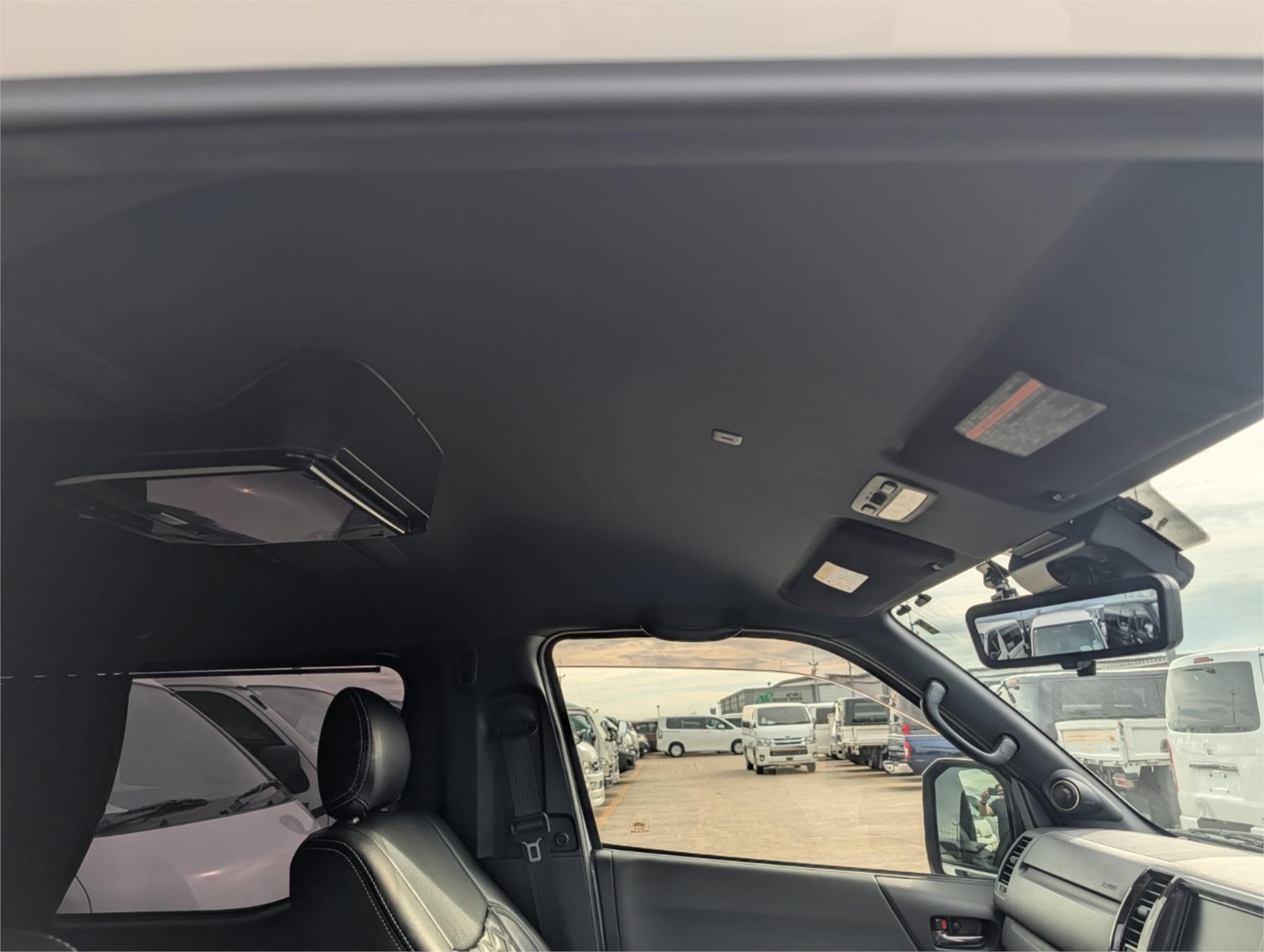 2021 TOYOTA HIACE GDH211 GL SUPER 6 SP AUTOMATIC VAN