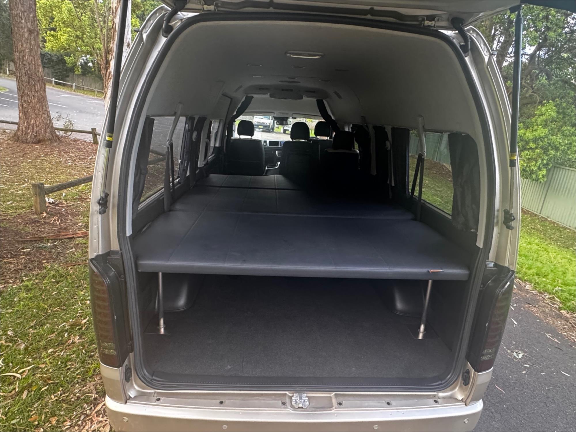 2020 TOYOTA HIACE TRH229R MY20 UPGRADE G/CABIN 4WD AUTOMATIC VAN