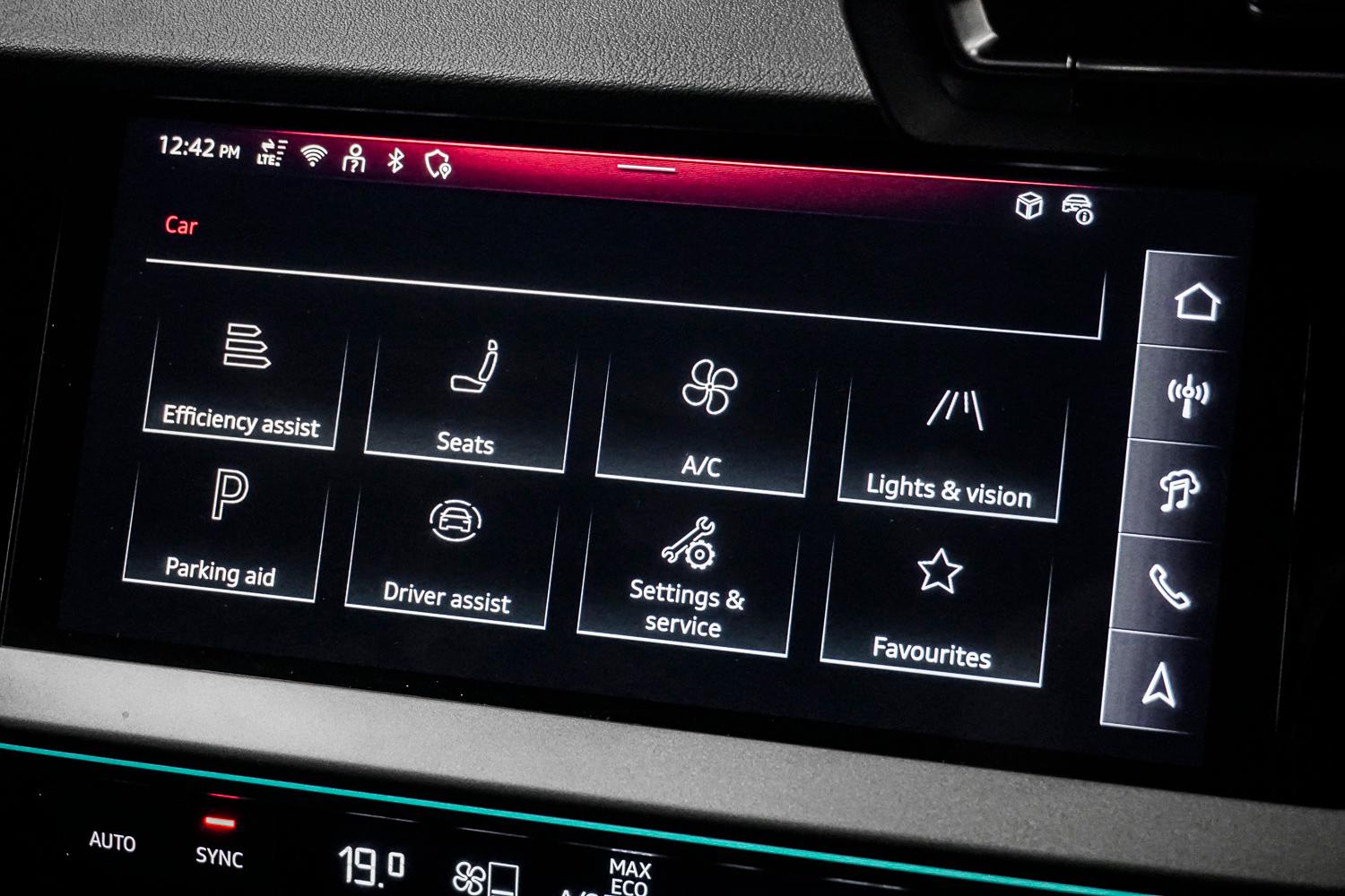 2025 AUDI A3 8Y MY25 35 TFSI S LINE (MHEV) 7 SP AUTO S-TRONIC 4D SEDAN